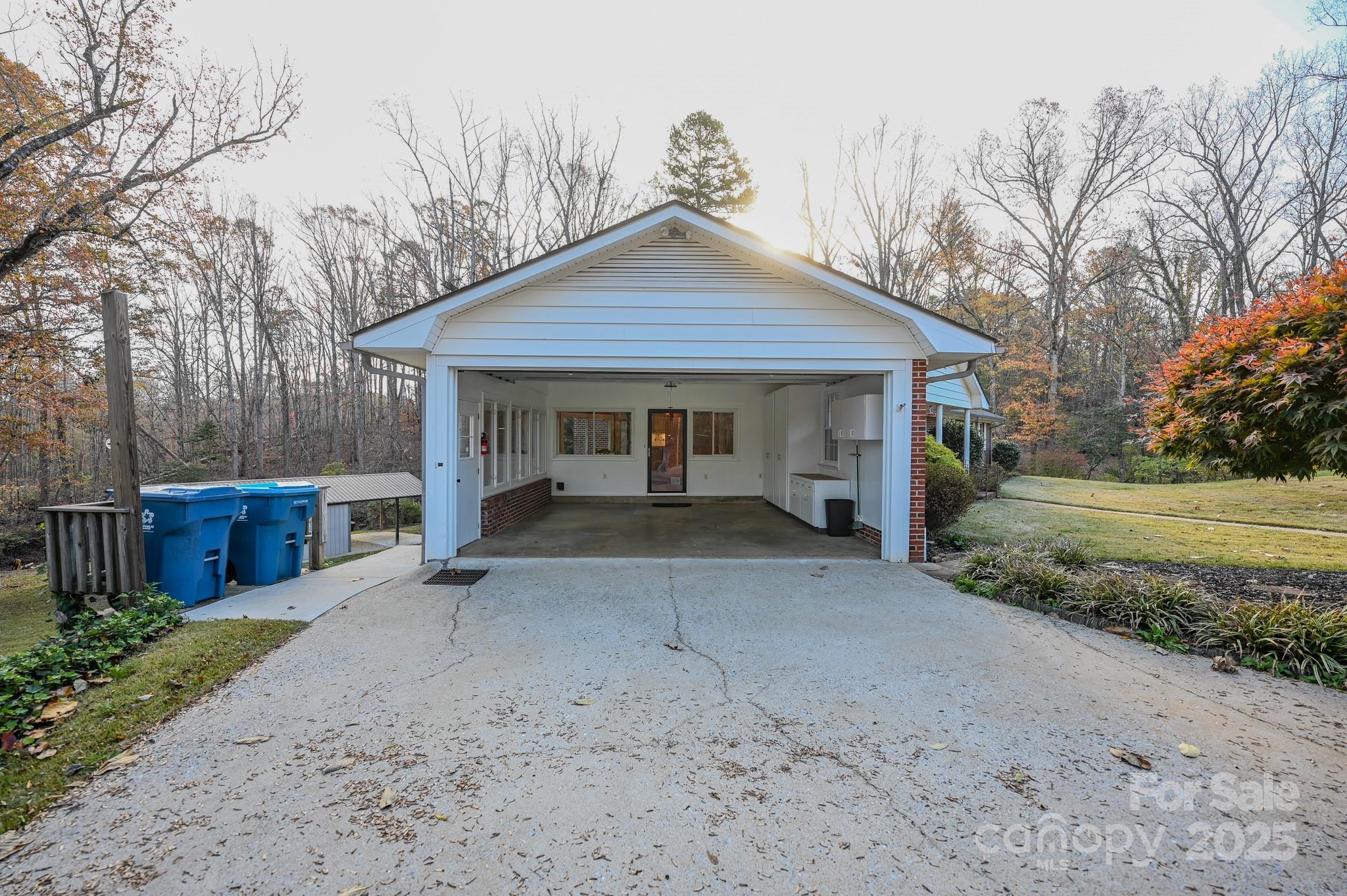 183 Creekside Drive Property Photo 31