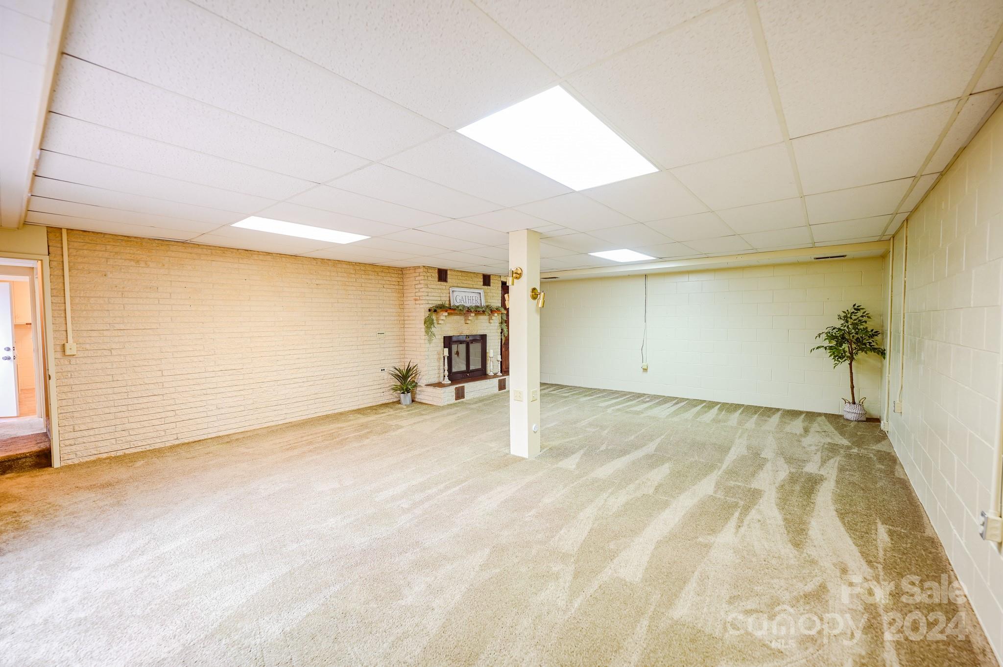 183 Creekside Drive Property Photo 33