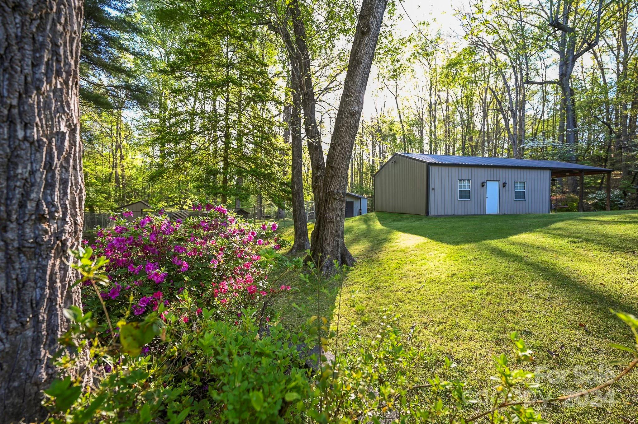 183 Creekside Drive Property Photo 43