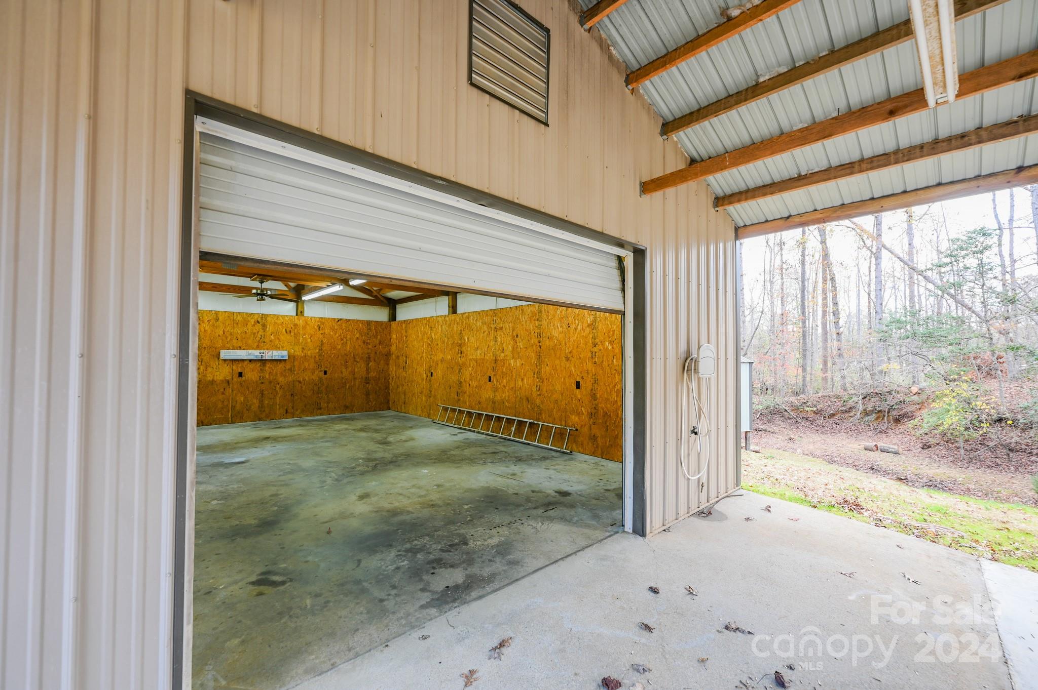 183 Creekside Drive Property Photo 46