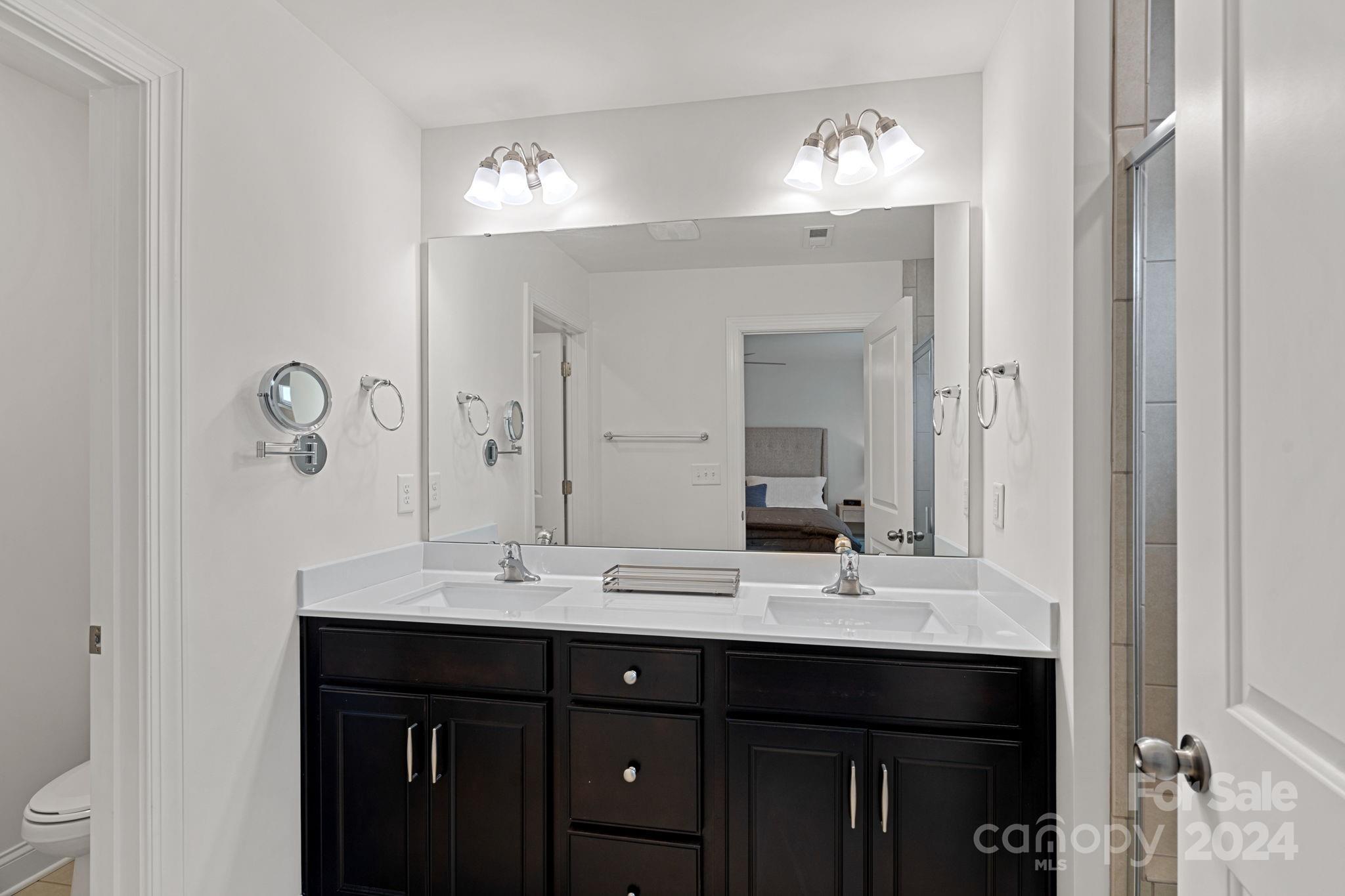 208 Waterlynn Ridge Road B Property Photo 19