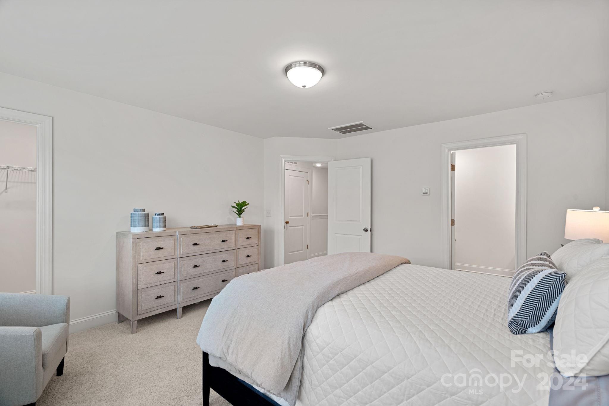 208 Waterlynn Ridge Road B Property Photo 20