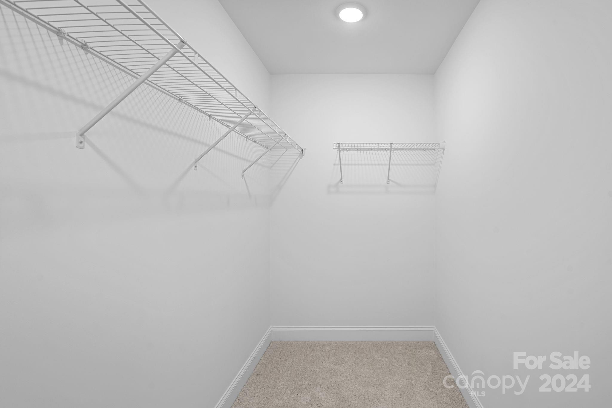 208 Waterlynn Ridge Road B Property Photo 22