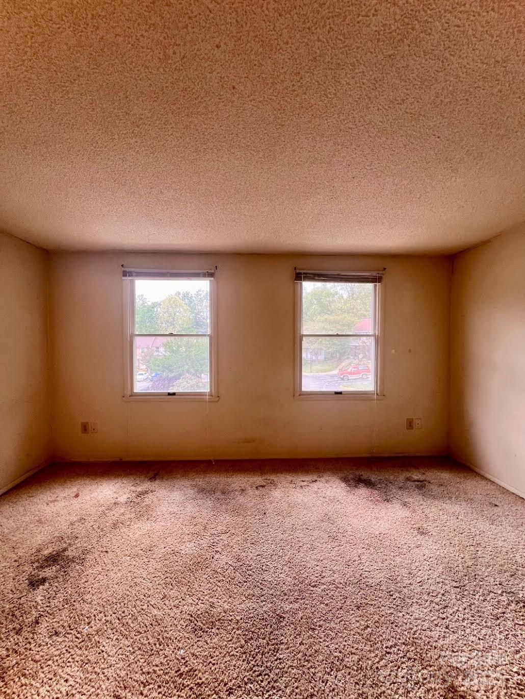 7324 Pebblestone Drive F Property Photo 11
