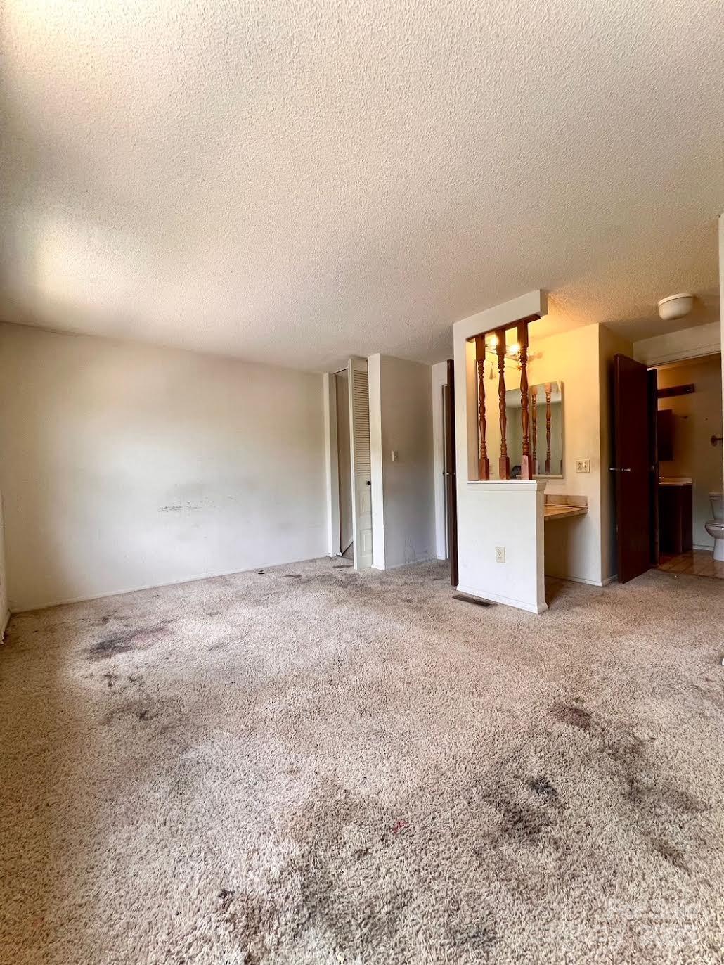 7324 Pebblestone Drive F Property Photo 12