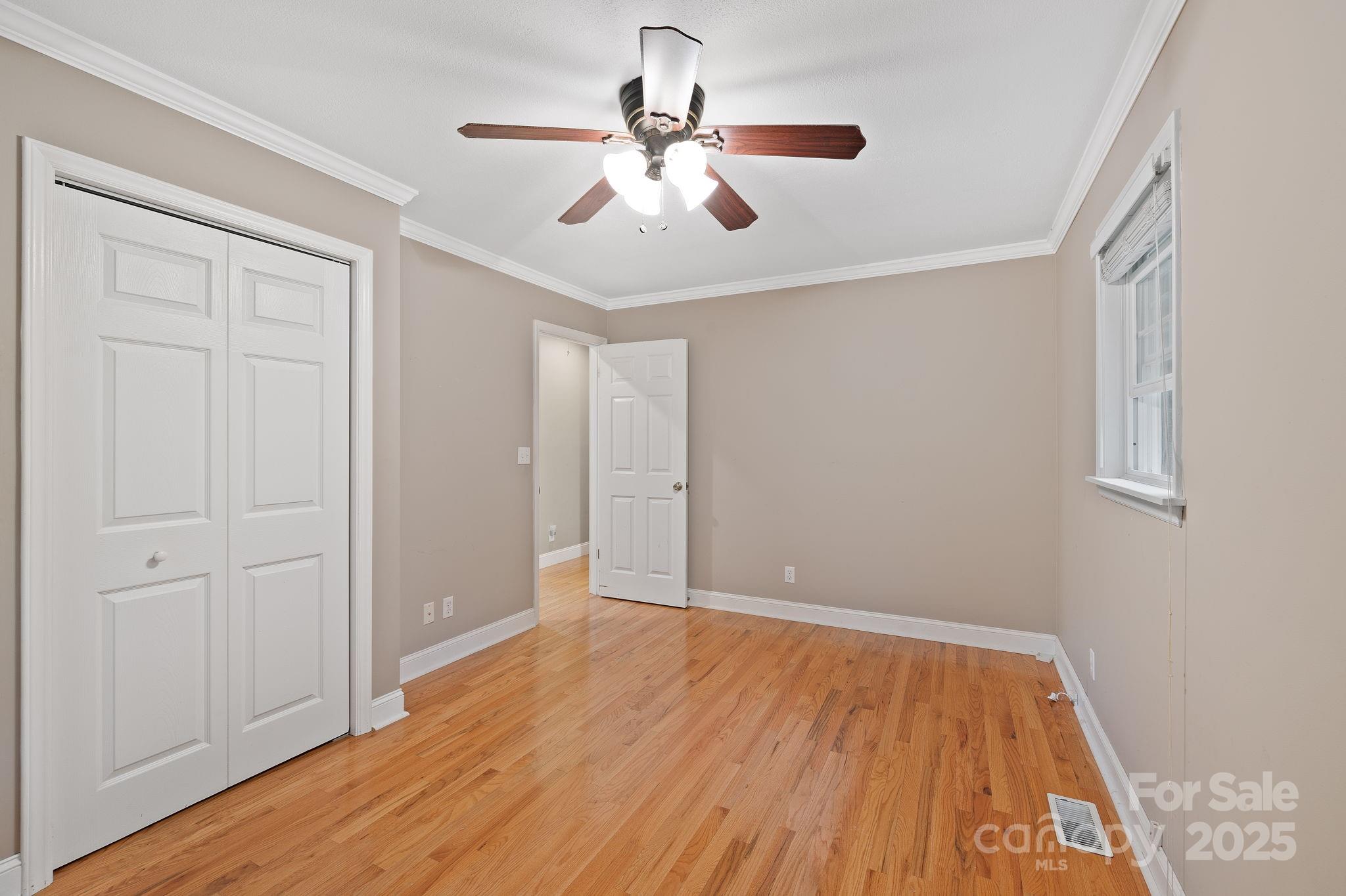 171 Surry Lane Property Photo 12