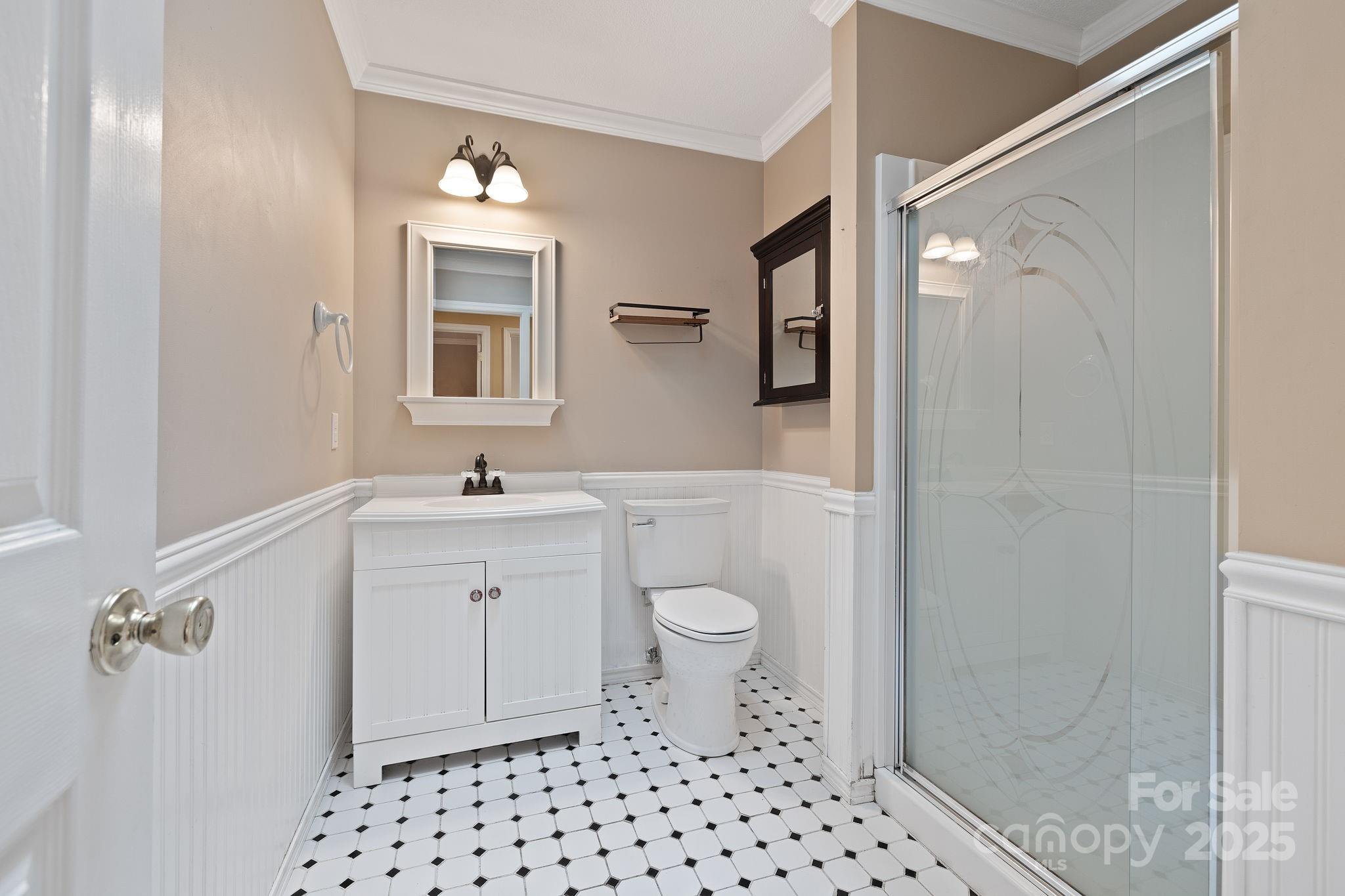 171 Surry Lane Property Photo 14