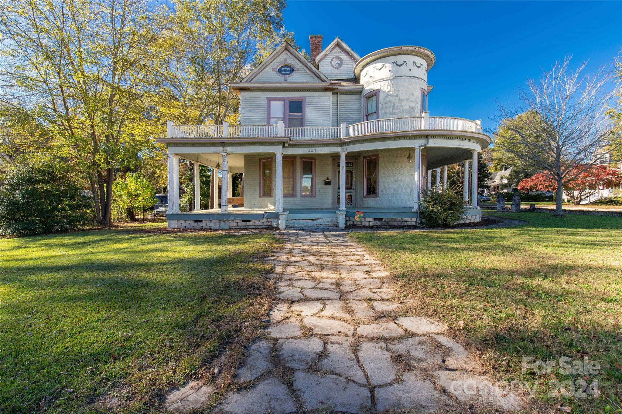 307 Kings Mountain Street Property Photo 1
