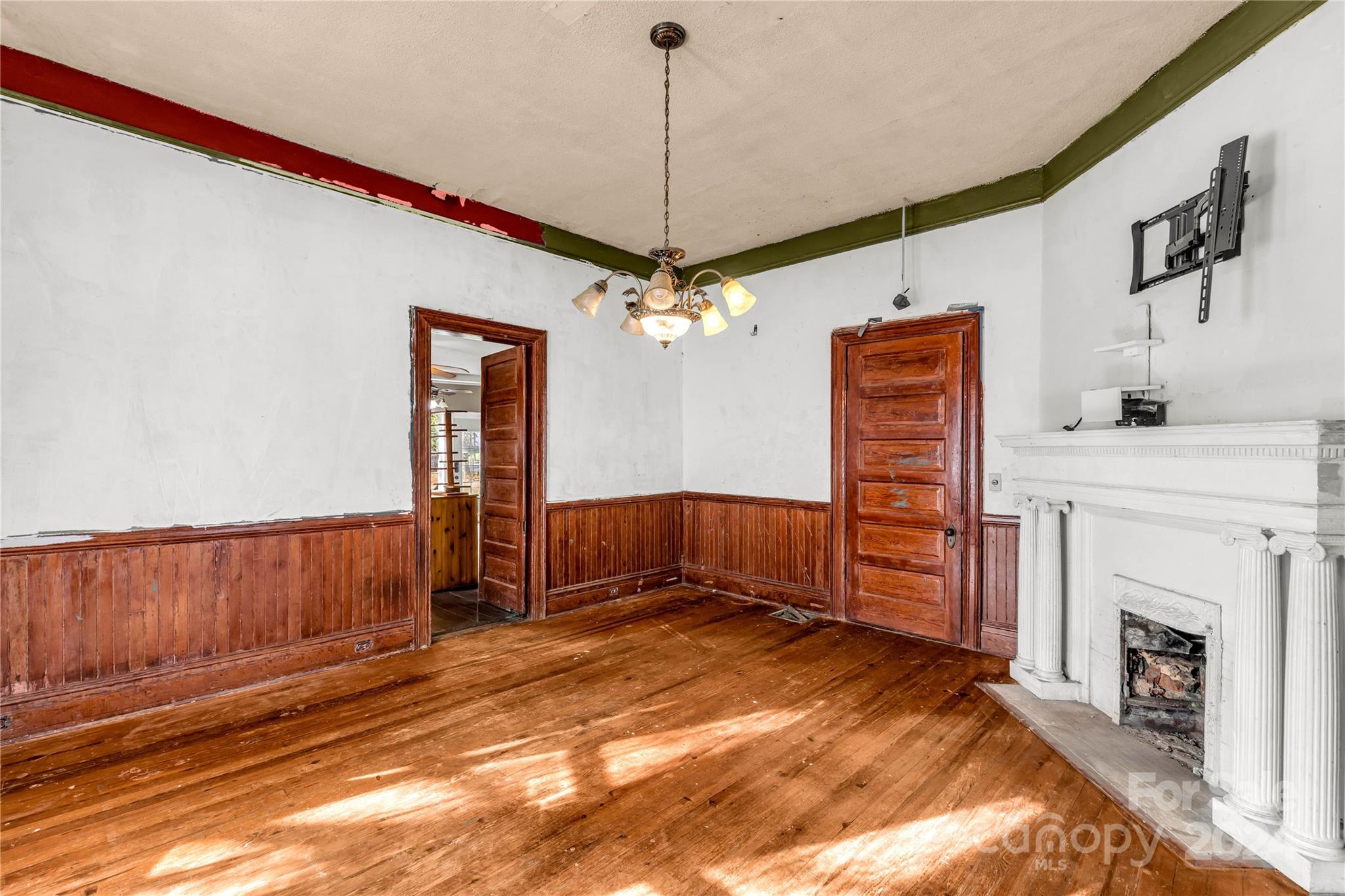 307 Kings Mountain Street Property Photo 14