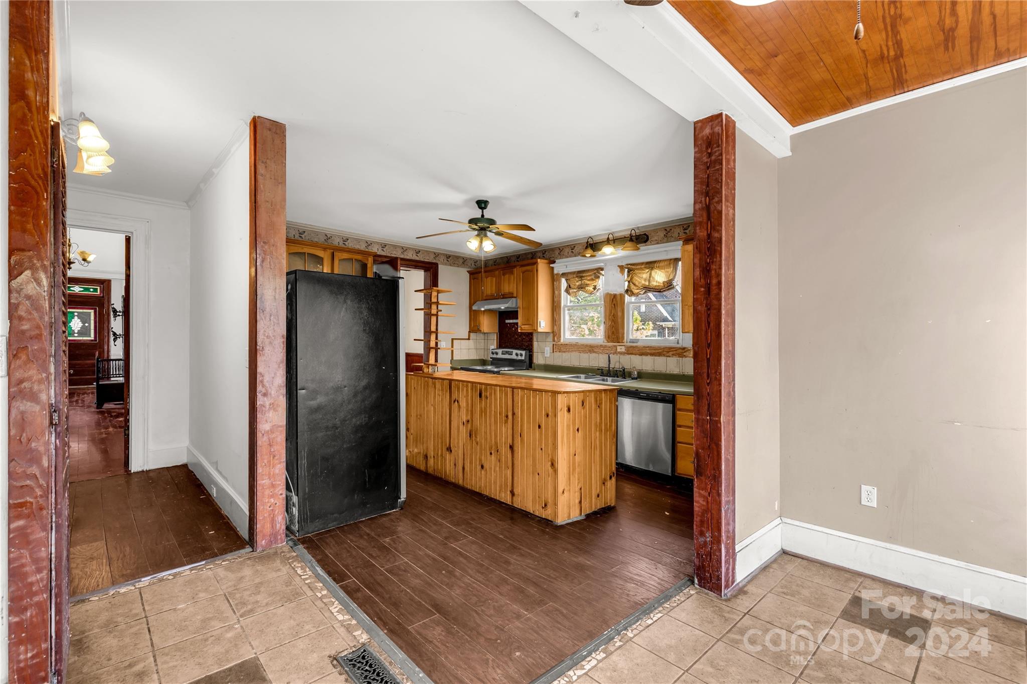 307 Kings Mountain Street Property Photo 22