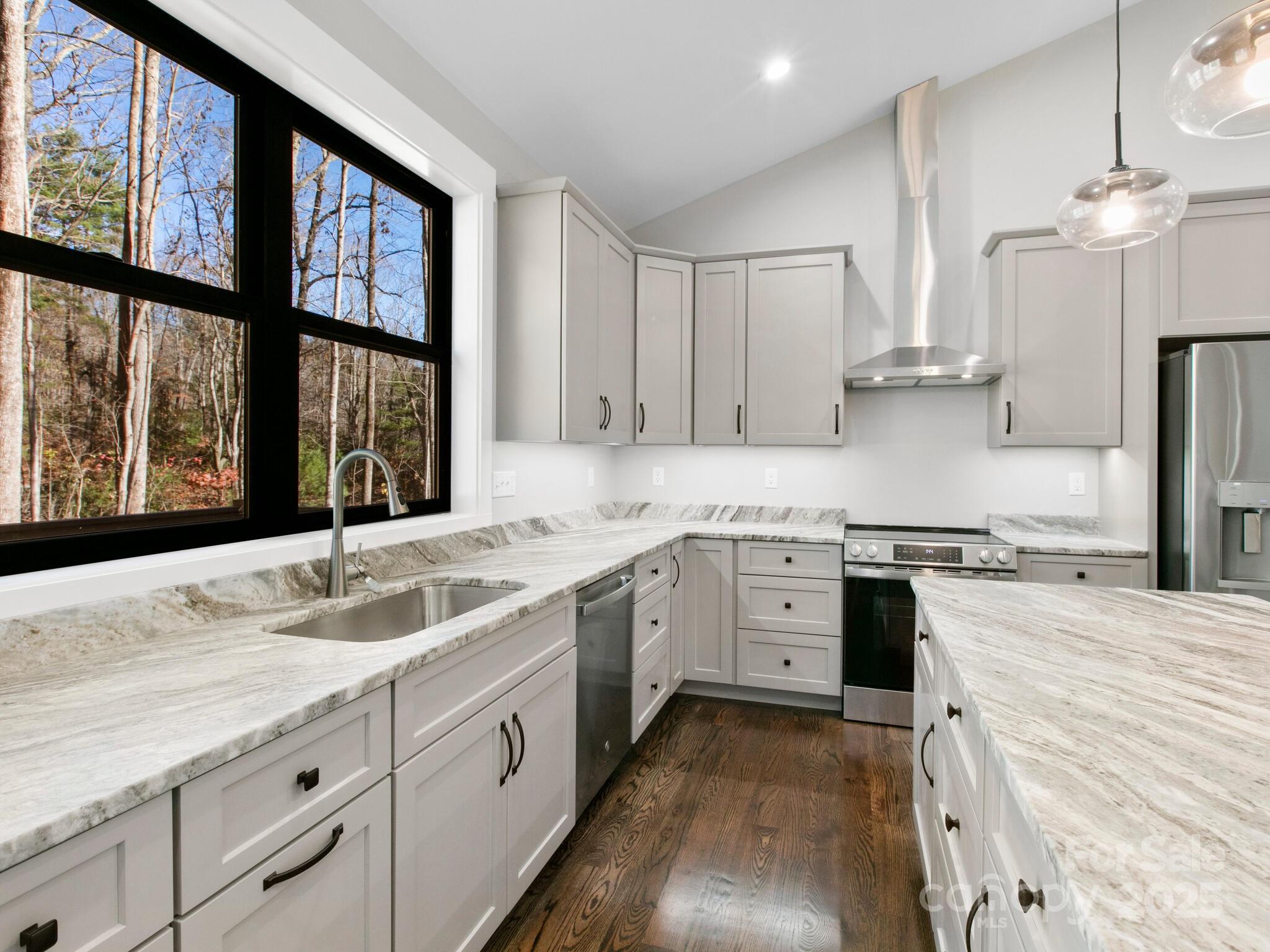 127 Quail Hollow Road Property Photo 11