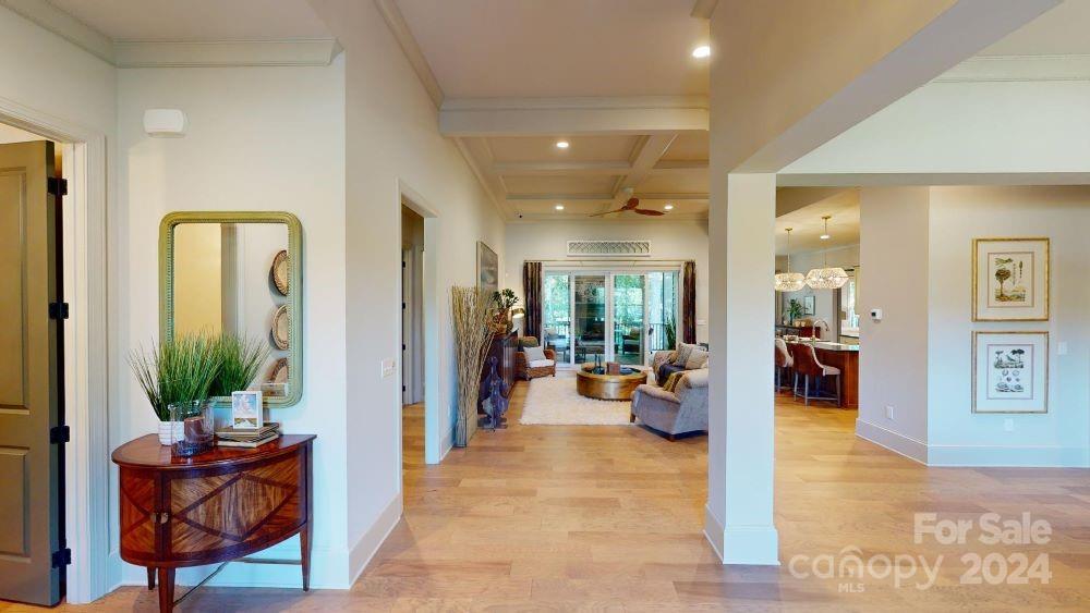 811 Irish Creek Drive 1 Property Photo 2