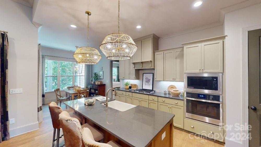 811 Irish Creek Drive 1 Property Photo 10