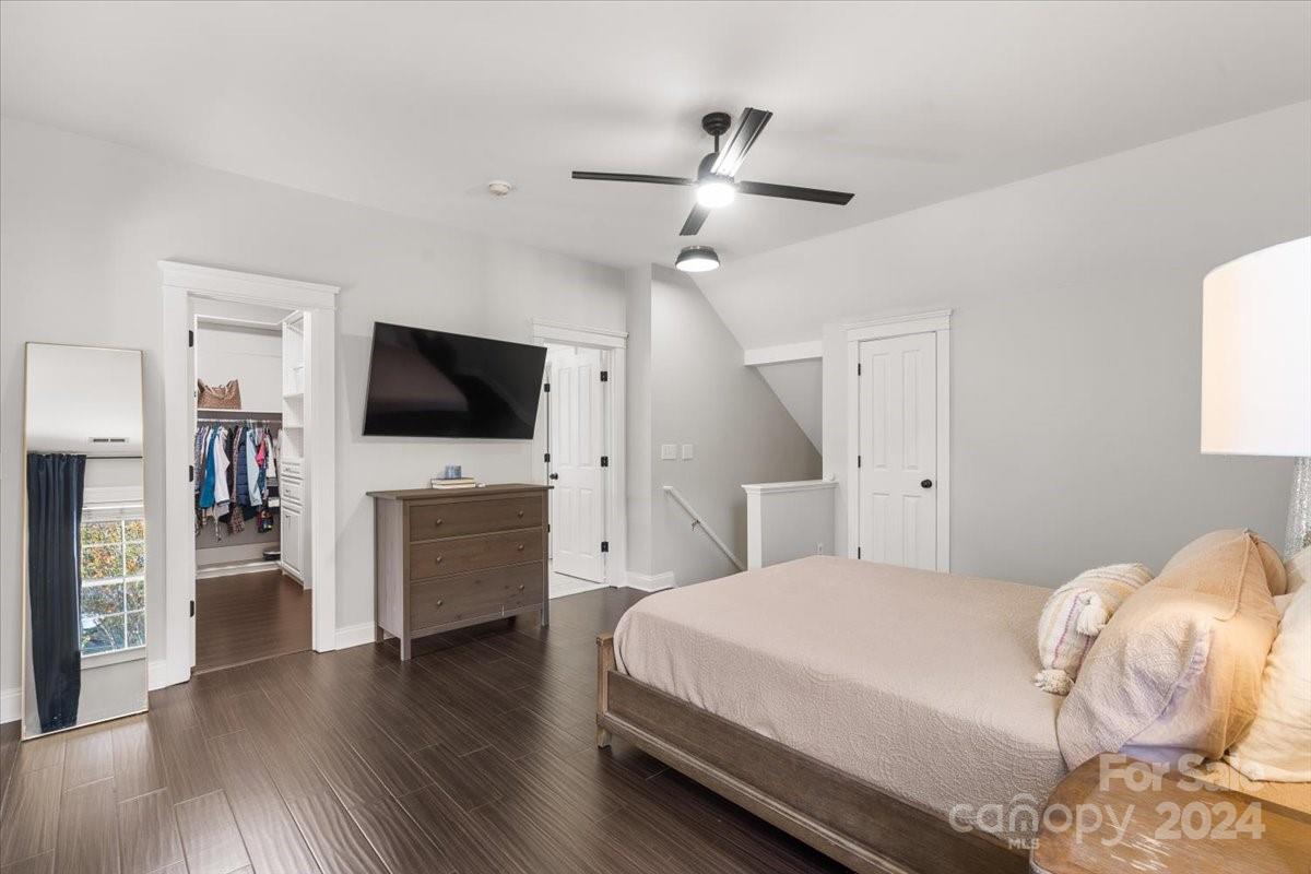 8225 Ballymore Court Property Photo 17