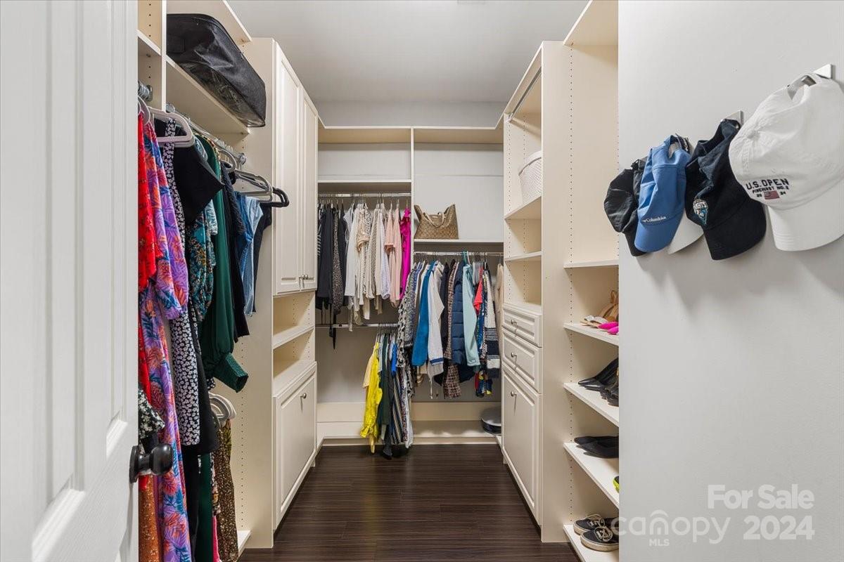 8225 Ballymore Court Property Photo 18