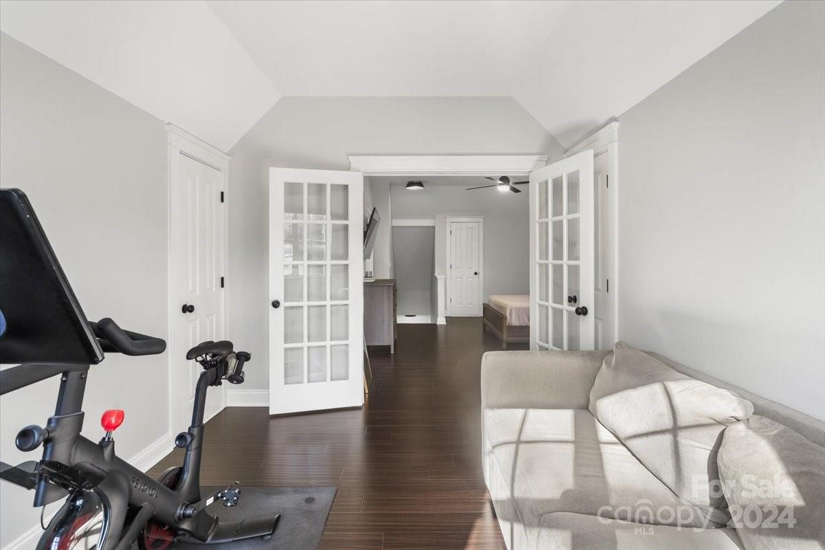 8225 Ballymore Court Property Photo 23