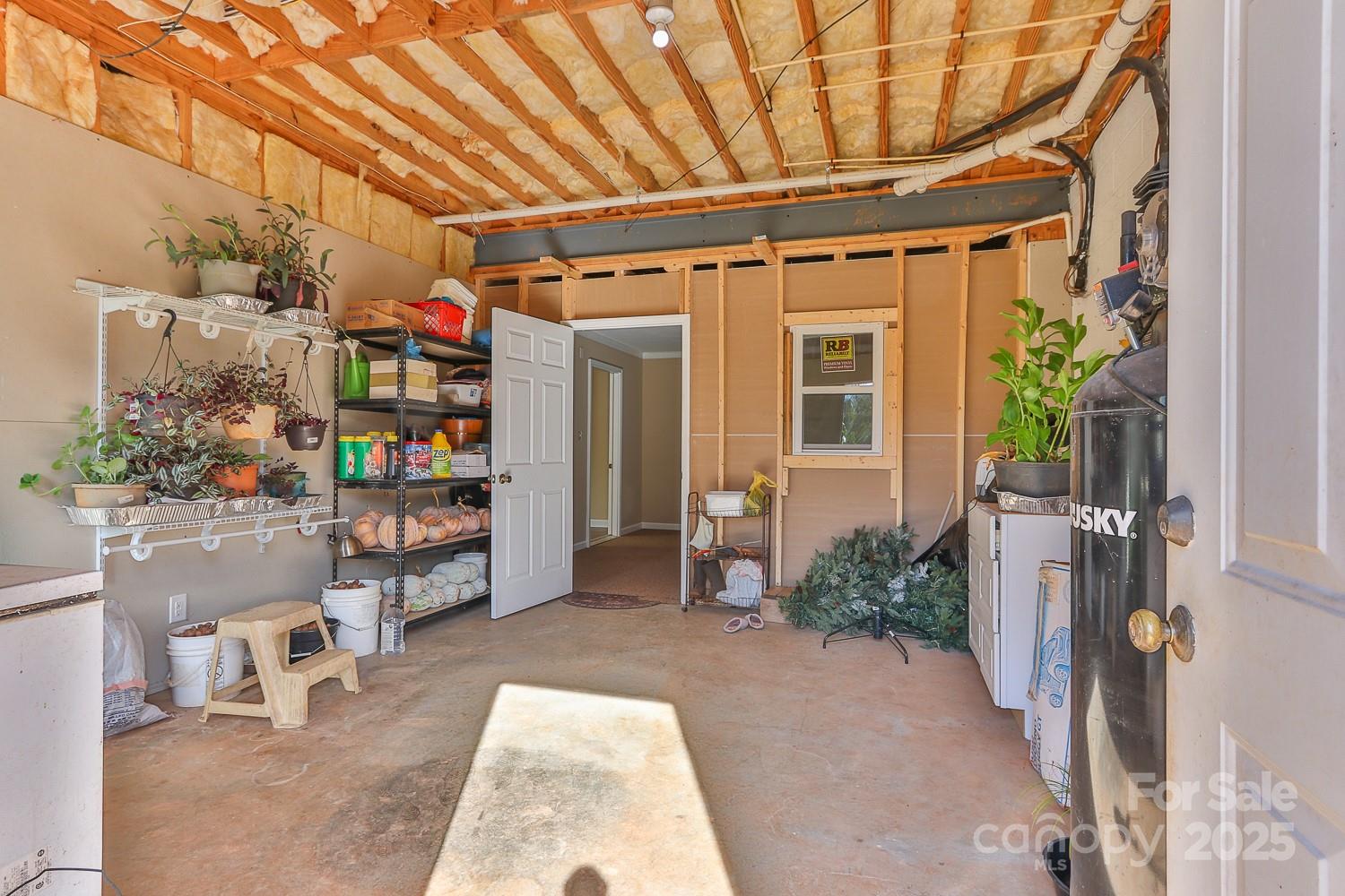 1825 Smyre Farm Road Property Photo 32