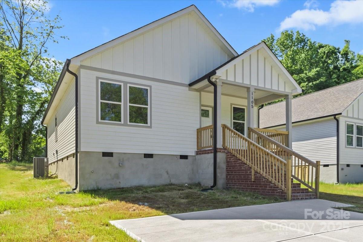 1105 Kenly Street Property Photo 1