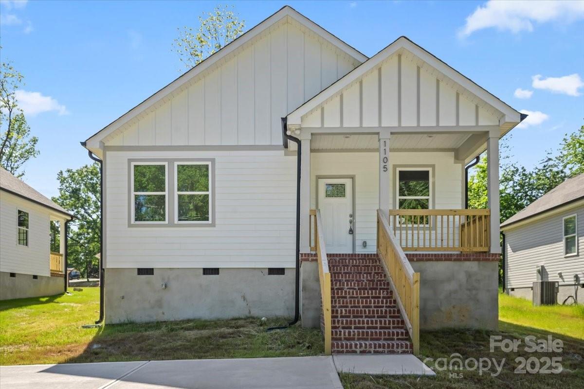 1105 Kenly Street Property Photo 3