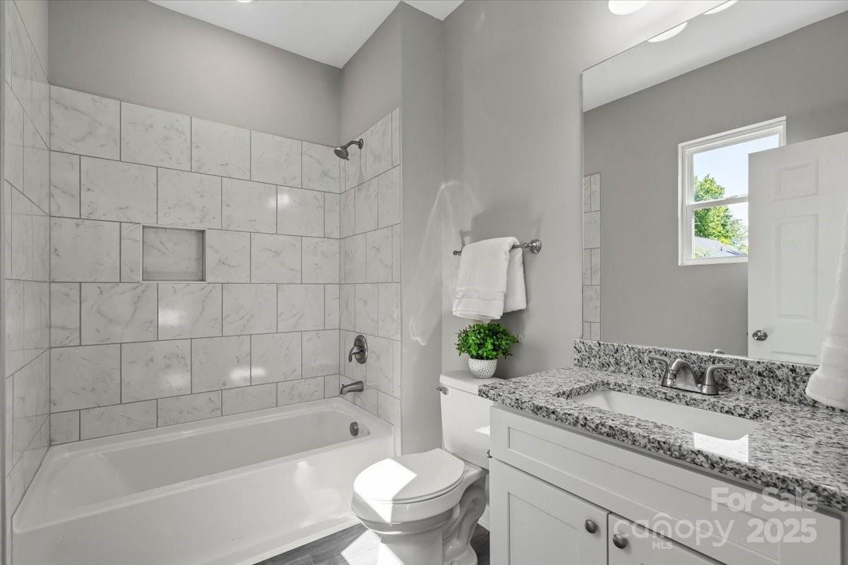 1105 Kenly Street Property Photo 18