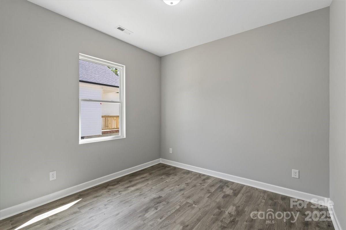 1105 Kenly Street Property Photo 21