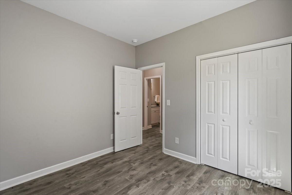 1105 Kenly Street Property Photo 22