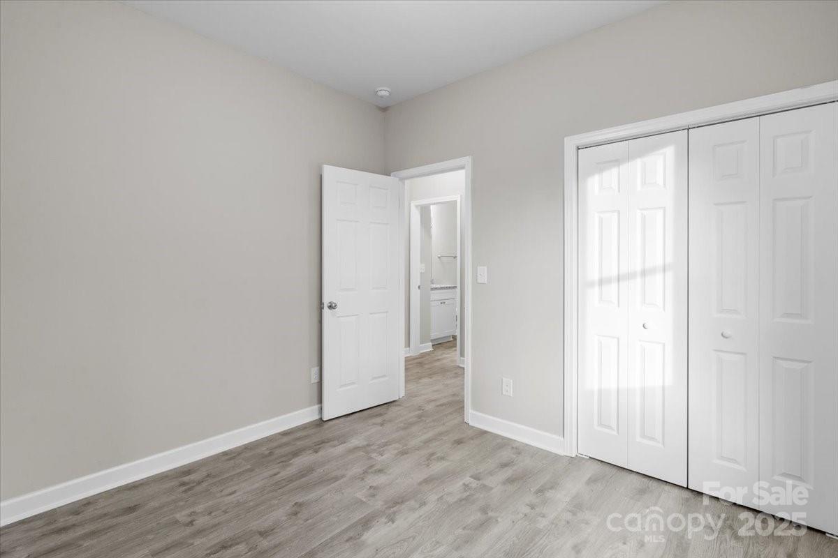 1105 Kenly Street Property Photo 28