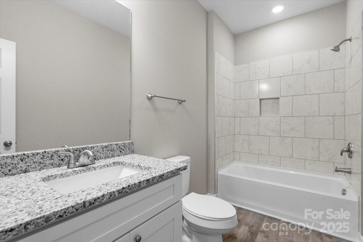 1105 Kenly Street Property Photo 30