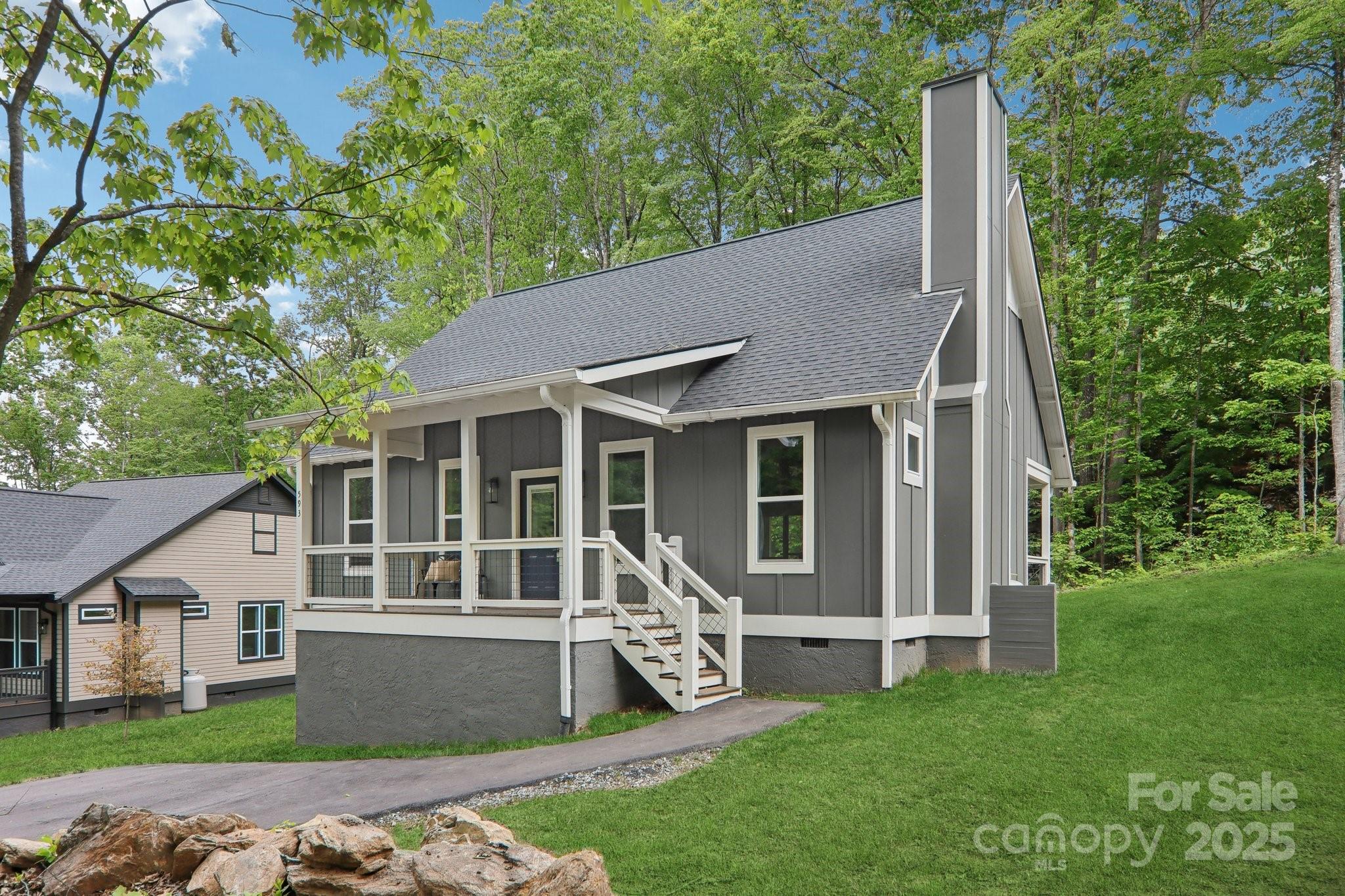 593 Twinbrook Lane Property Photo 1