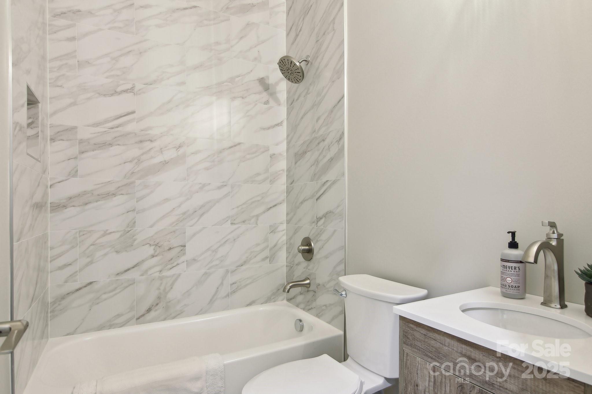 593 Twinbrook Lane Property Photo 21