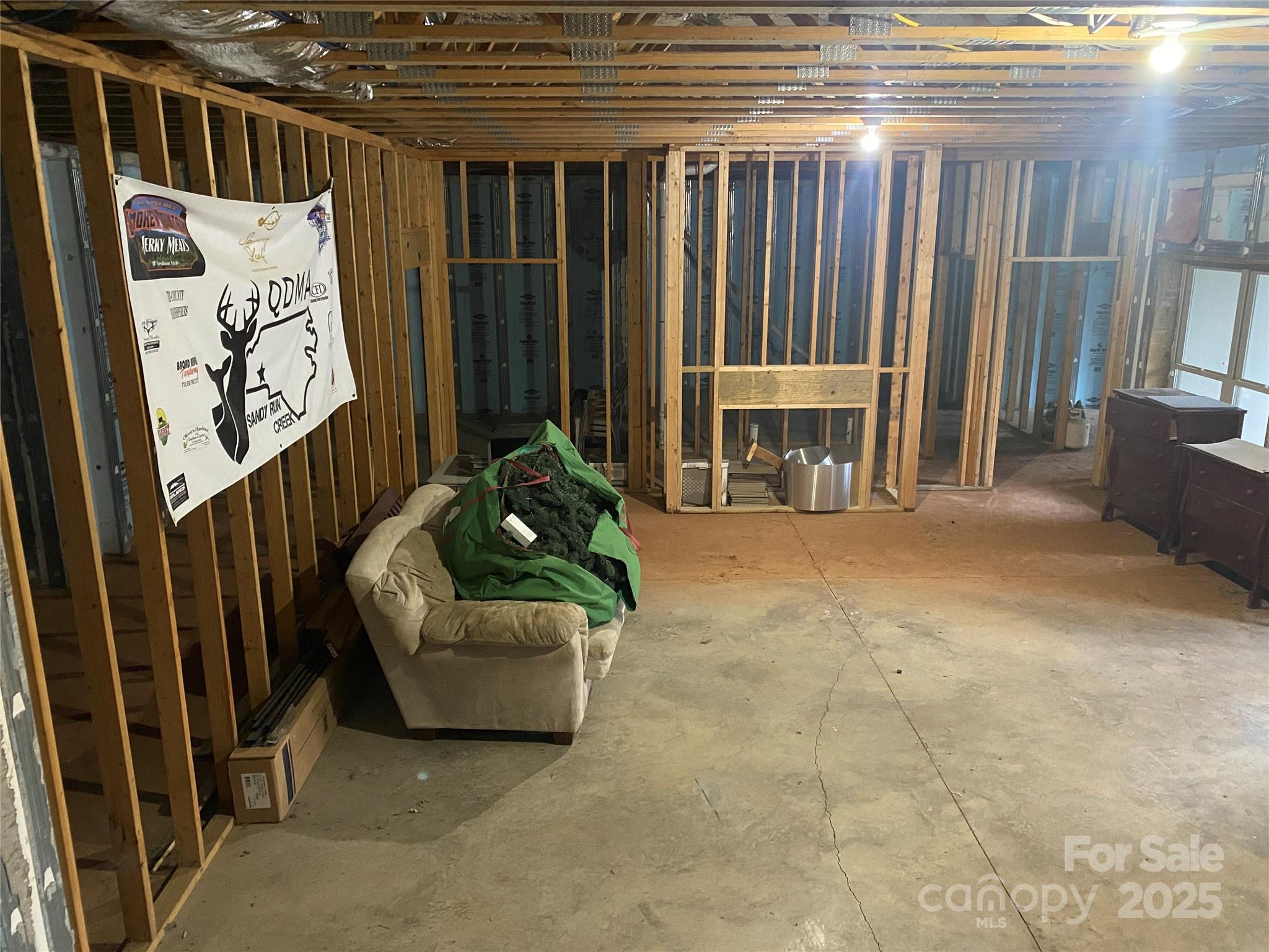 2818 Rockford Road Property Photo 29