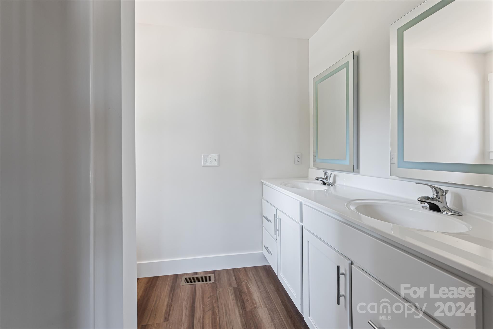 247 Cherrywood Way Property Photo 11