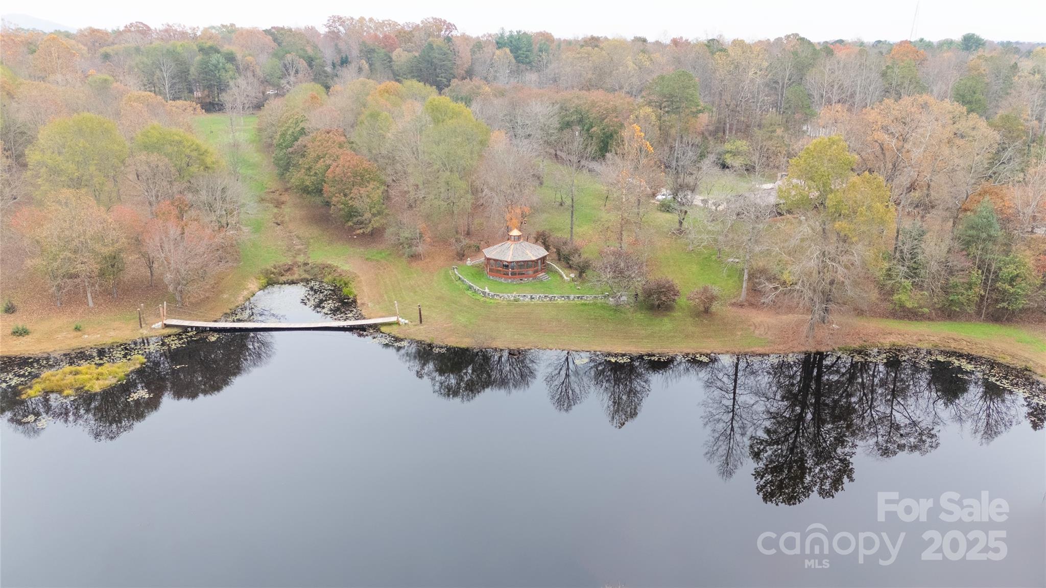 100 Steffey Lane Property Photo 2