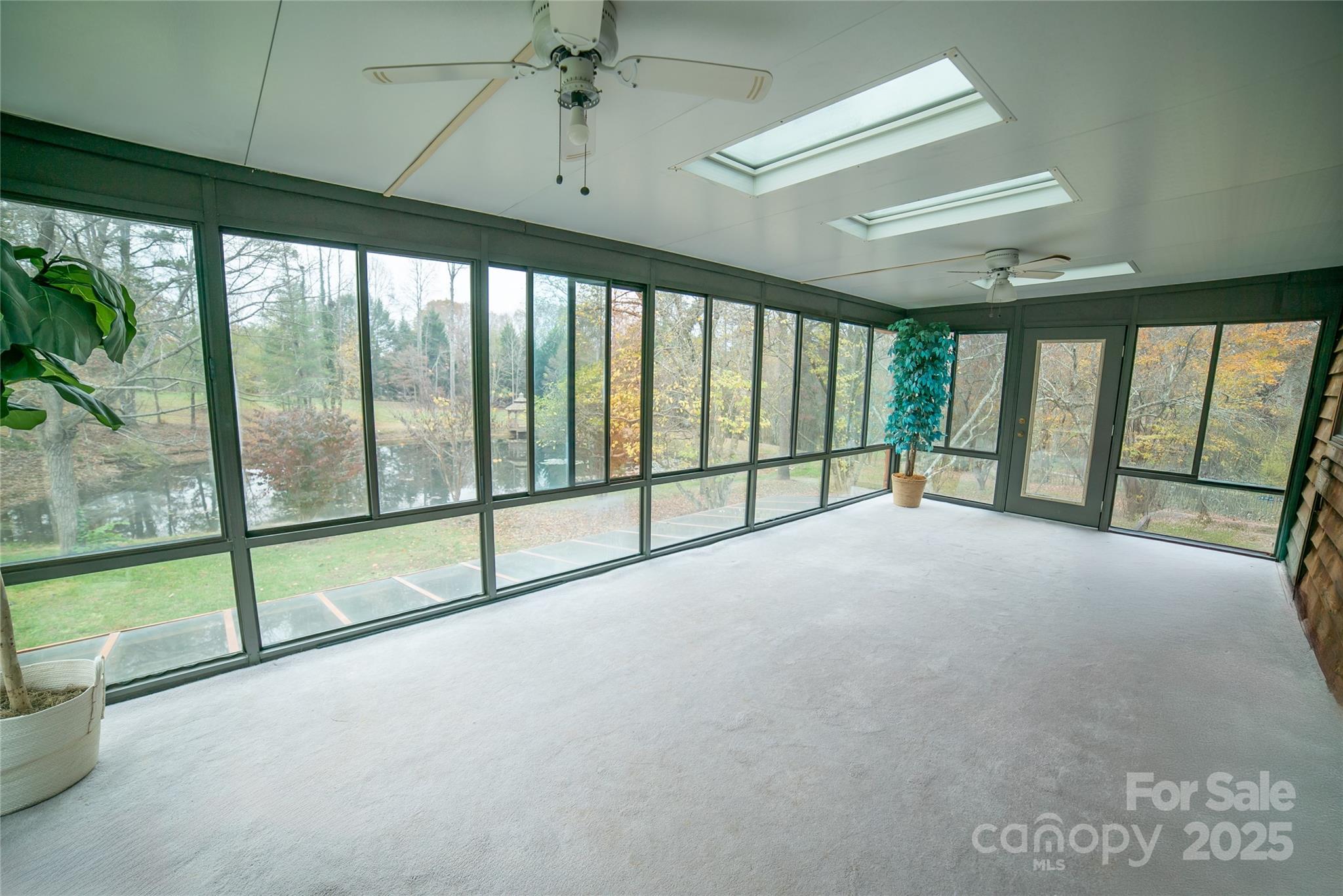100 Steffey Lane Property Photo 23