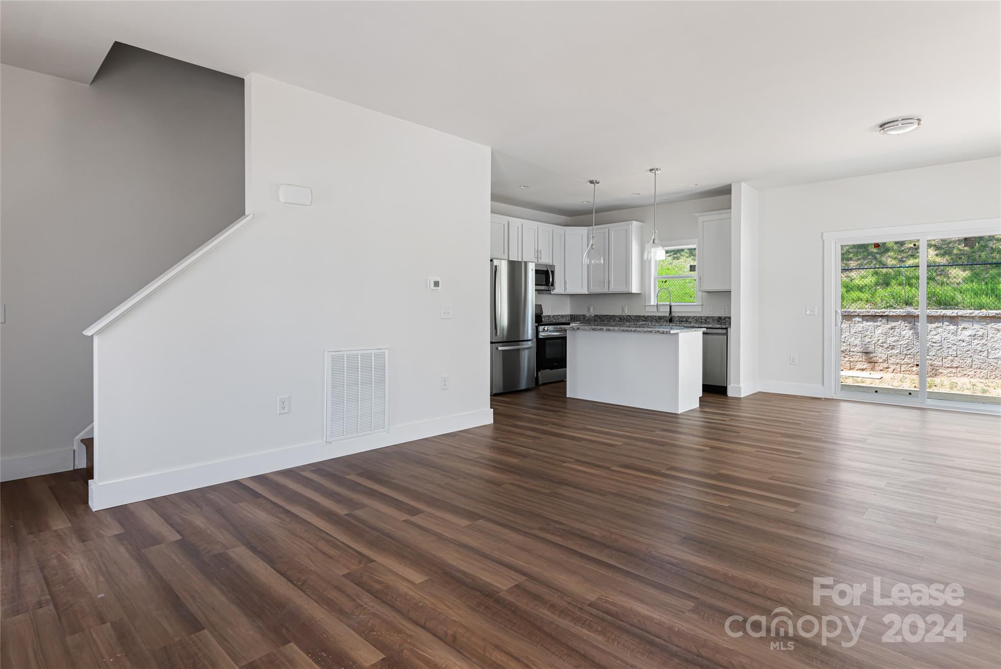 228 Cherrywood Way Property Photo 4