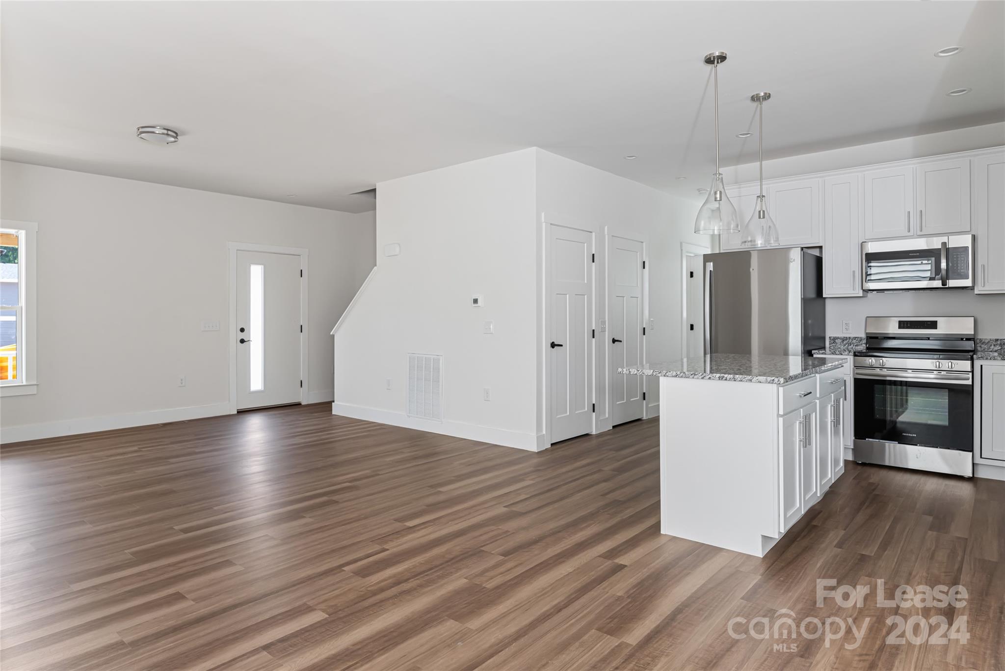 228 Cherrywood Way Property Photo 8