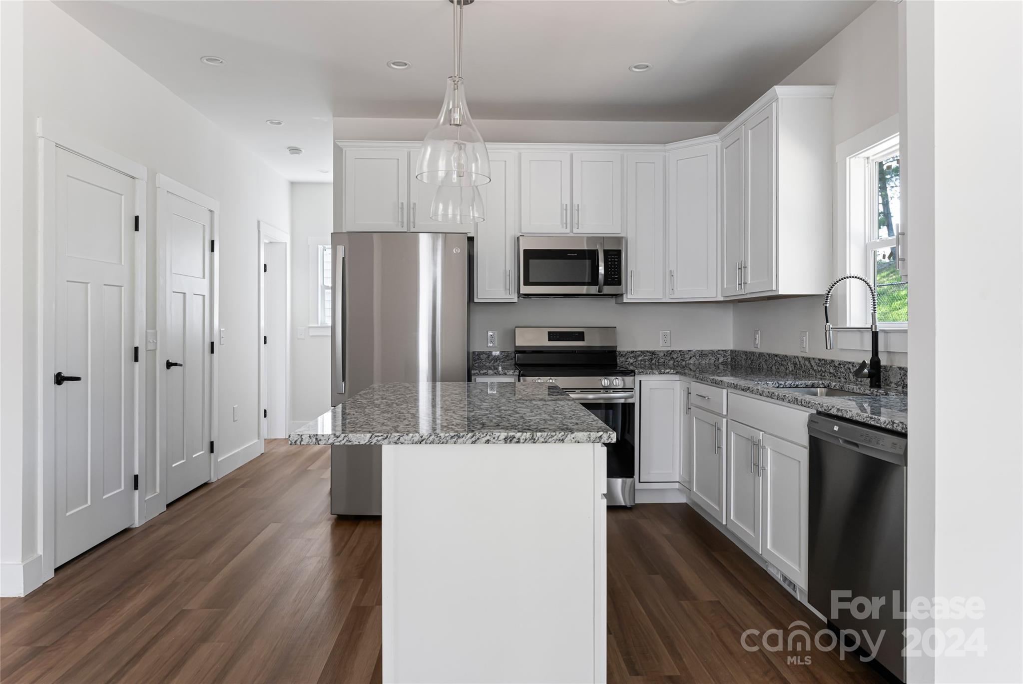 228 Cherrywood Way Property Photo 10