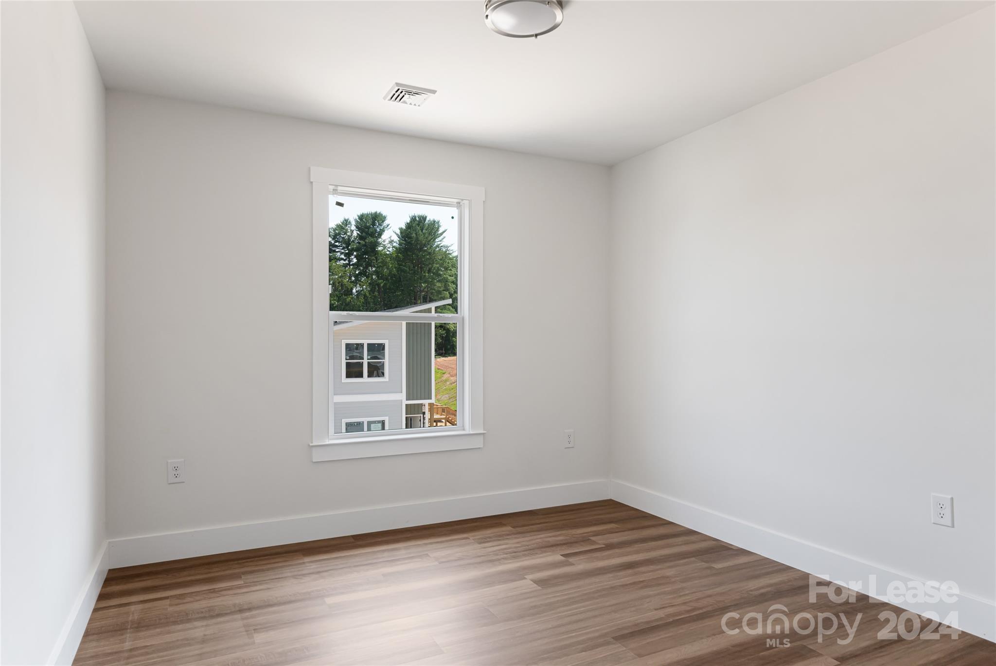 228 Cherrywood Way Property Photo 14