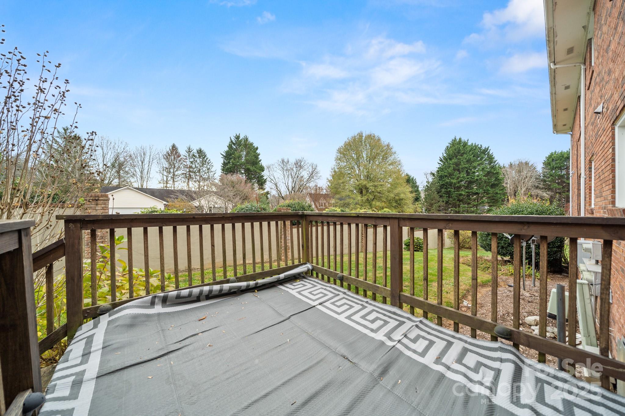 27 Capri Lane 15-d Property Photo 18