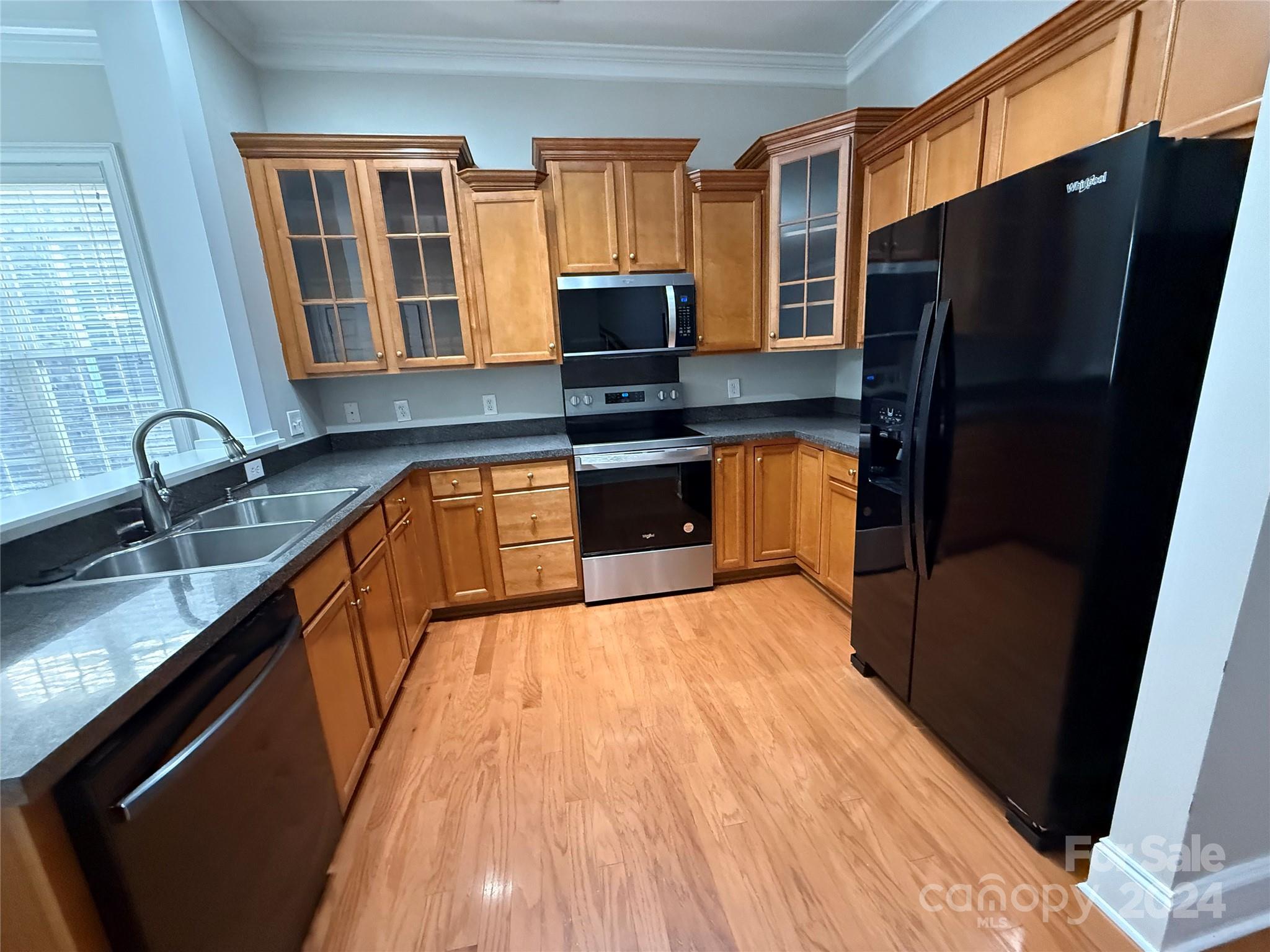 5773 Village Drive Property Photo 8