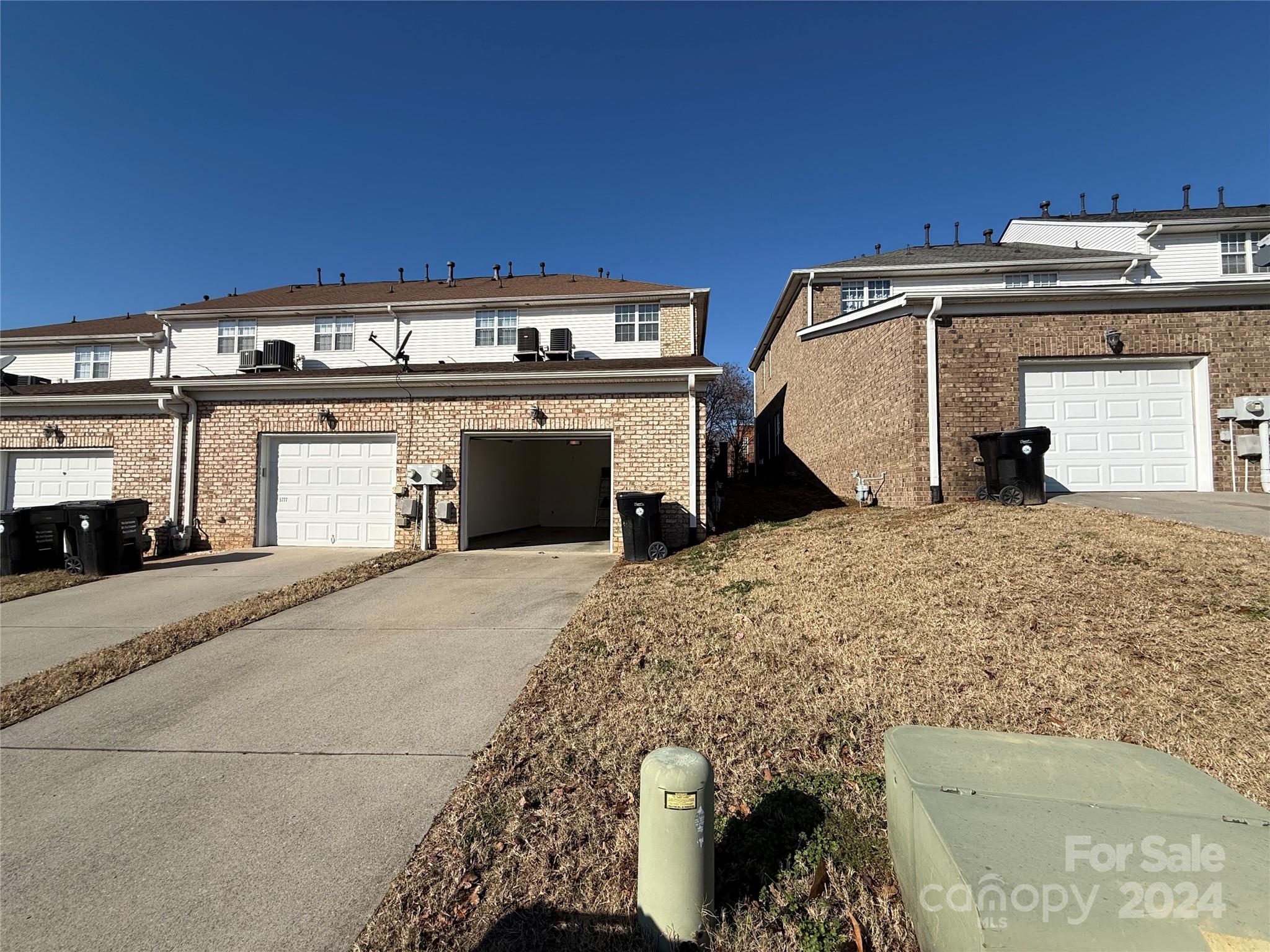 5773 Village Drive Property Photo 23