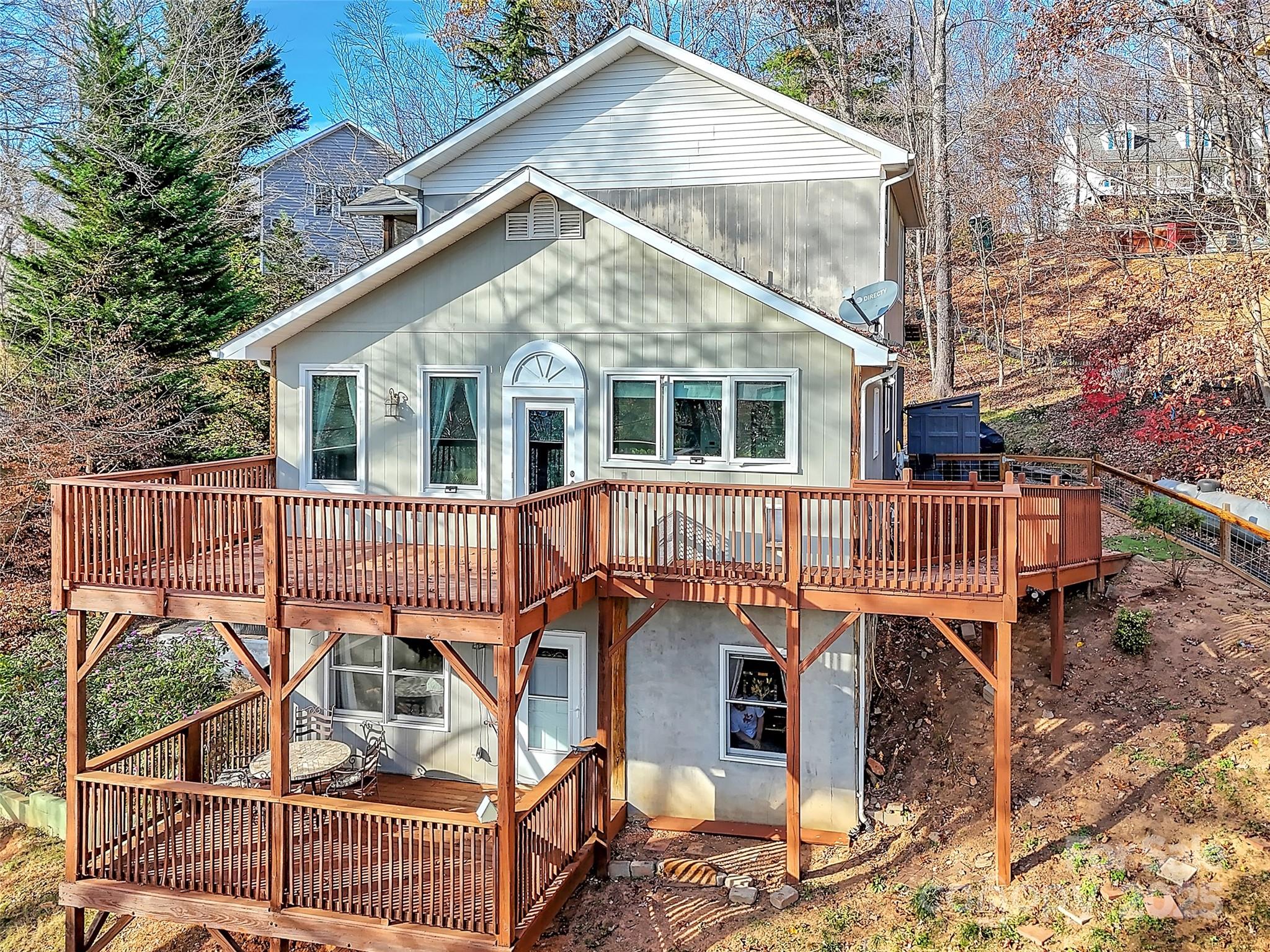 66 Hoosier Court Property Photo 5