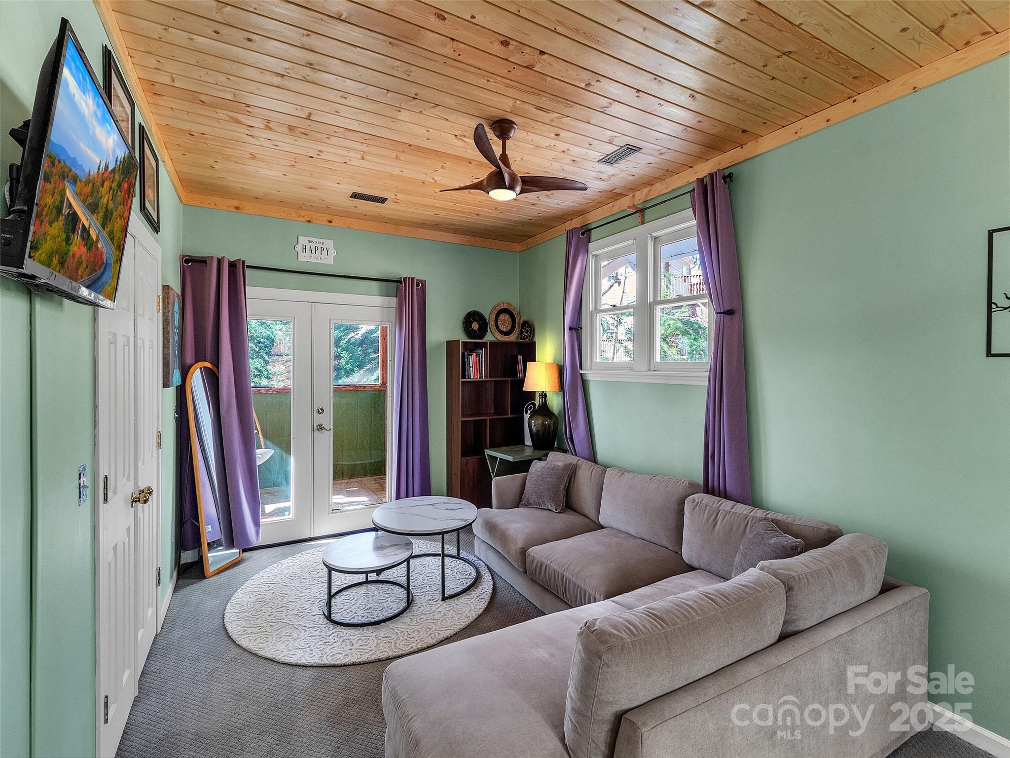 66 Hoosier Court Property Photo 22