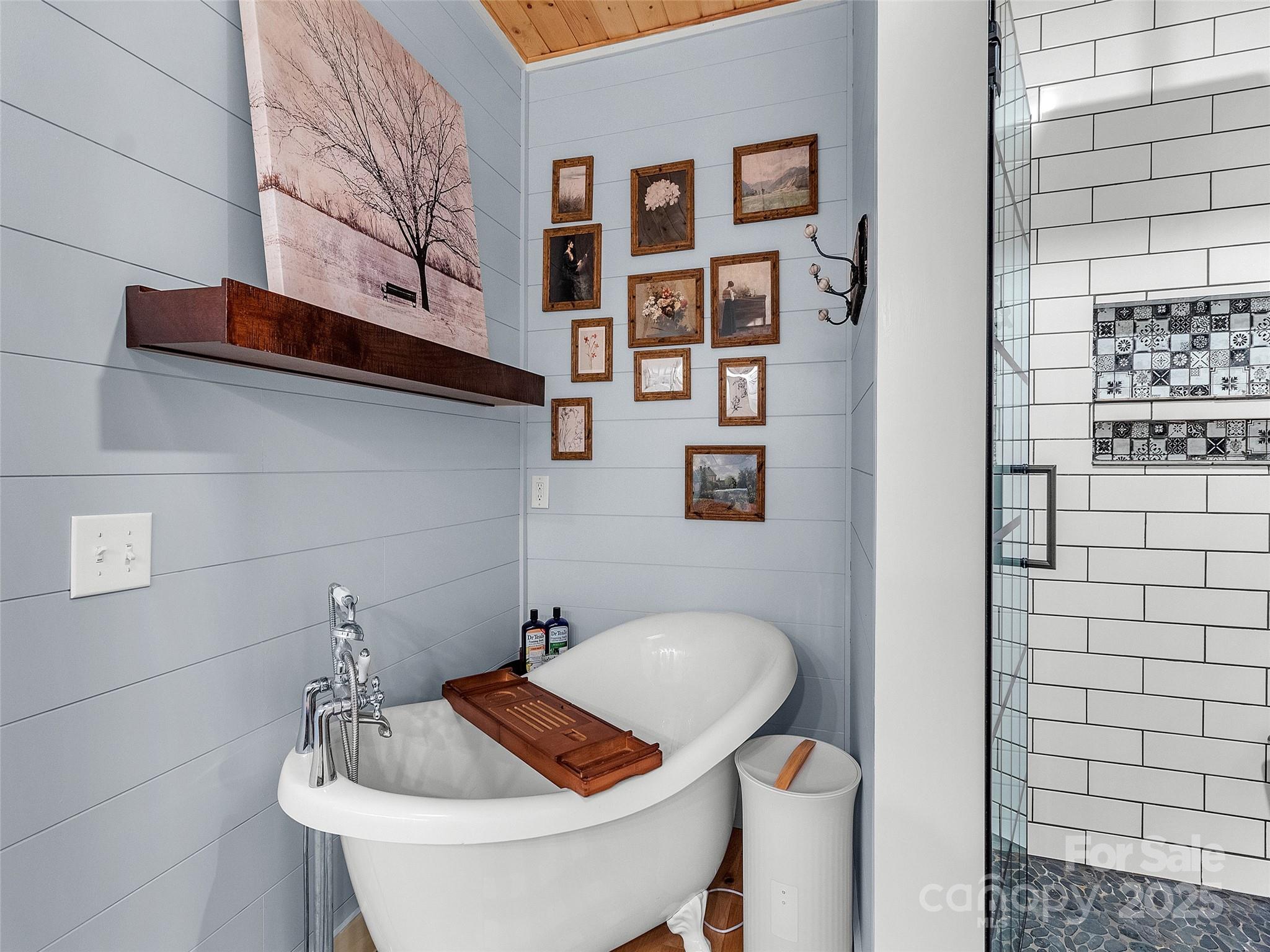 66 Hoosier Court Property Photo 27