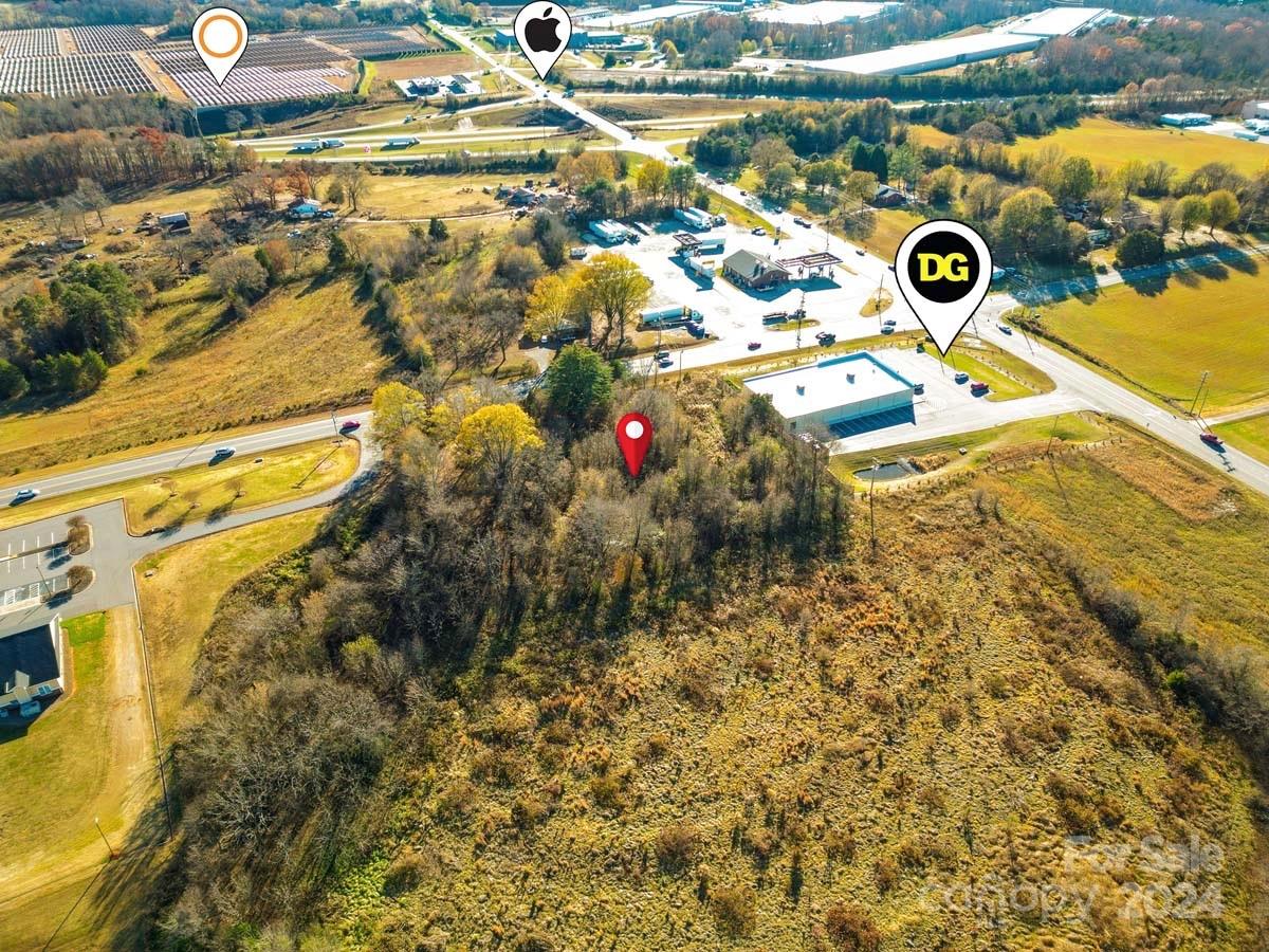 5624 Startown Road Property Photo 4