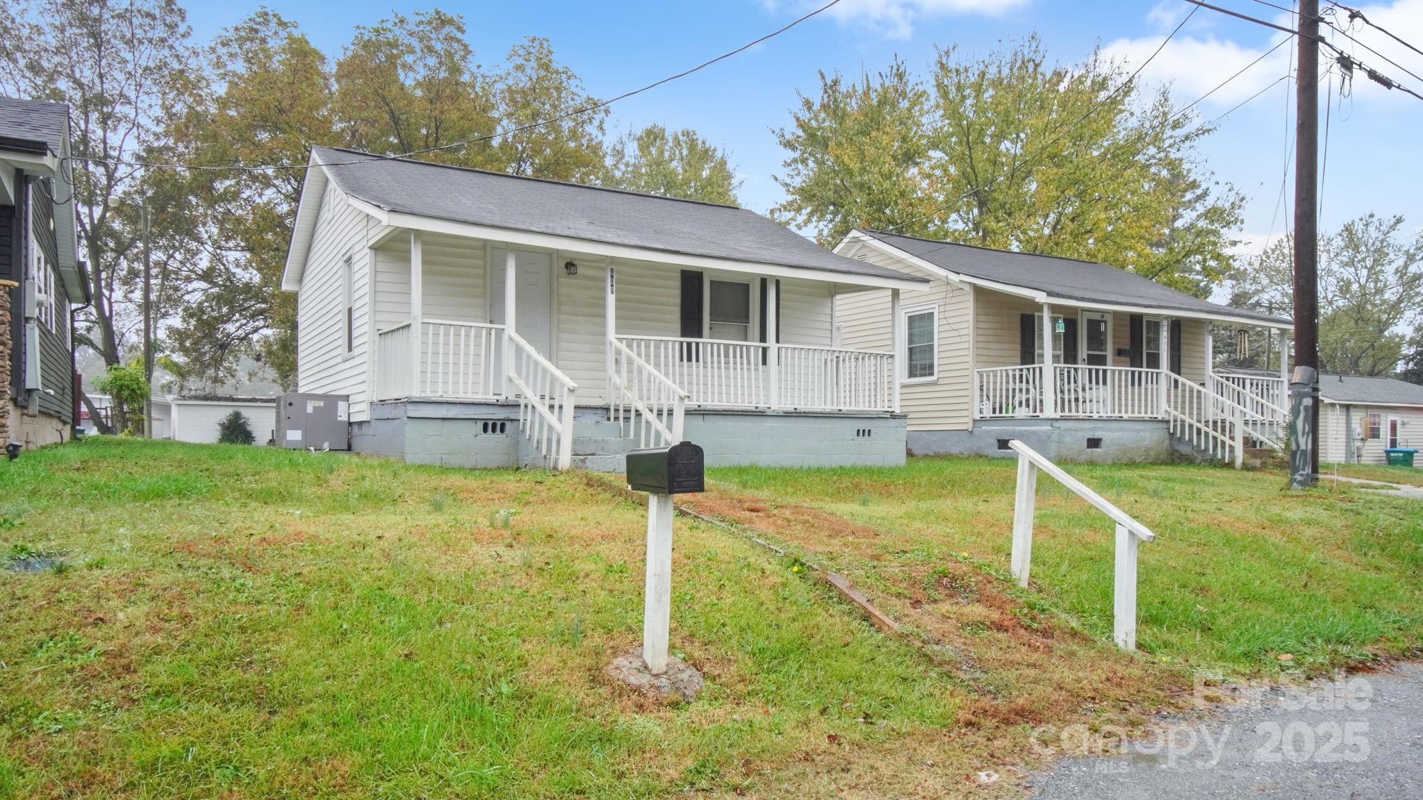 408 E Washington Avenue Property Photo 1