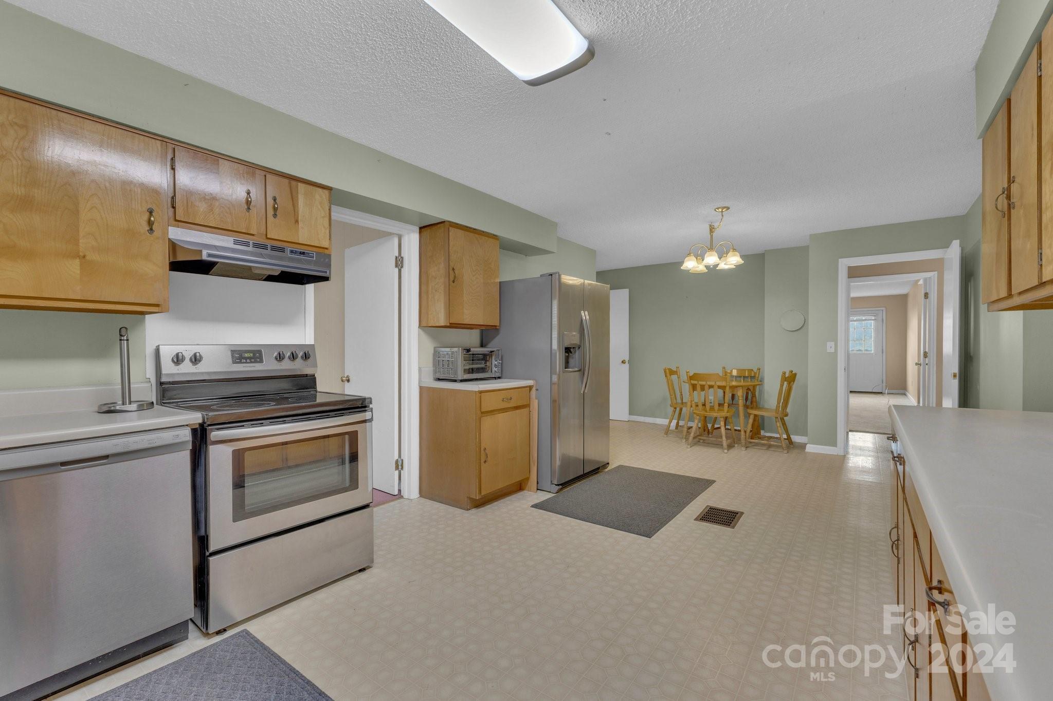 2664 Charles Teague Place Property Photo 6