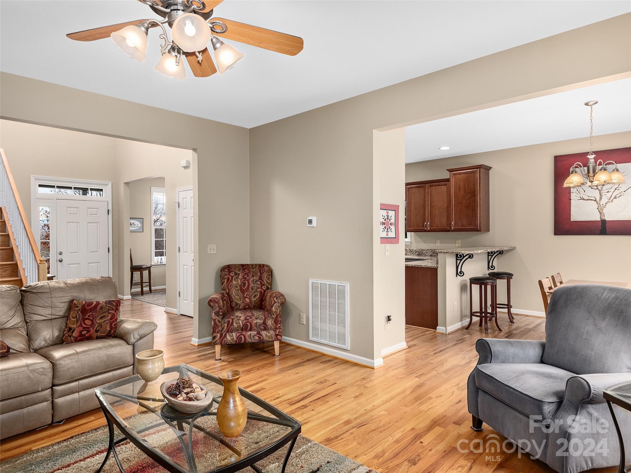 165 Pottery Terrace Trail Property Photo 6