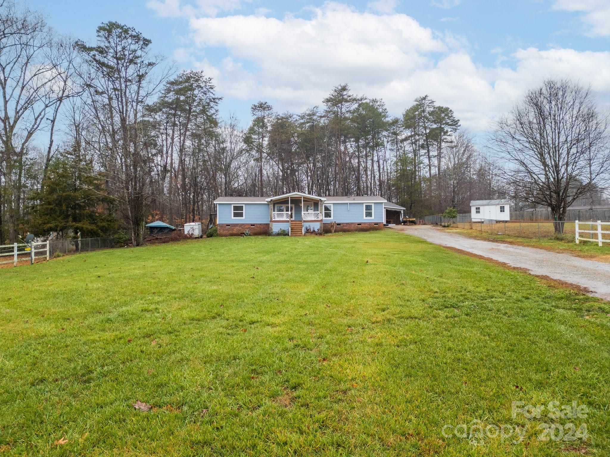 5112 Green Leaf Court Property Photo 5