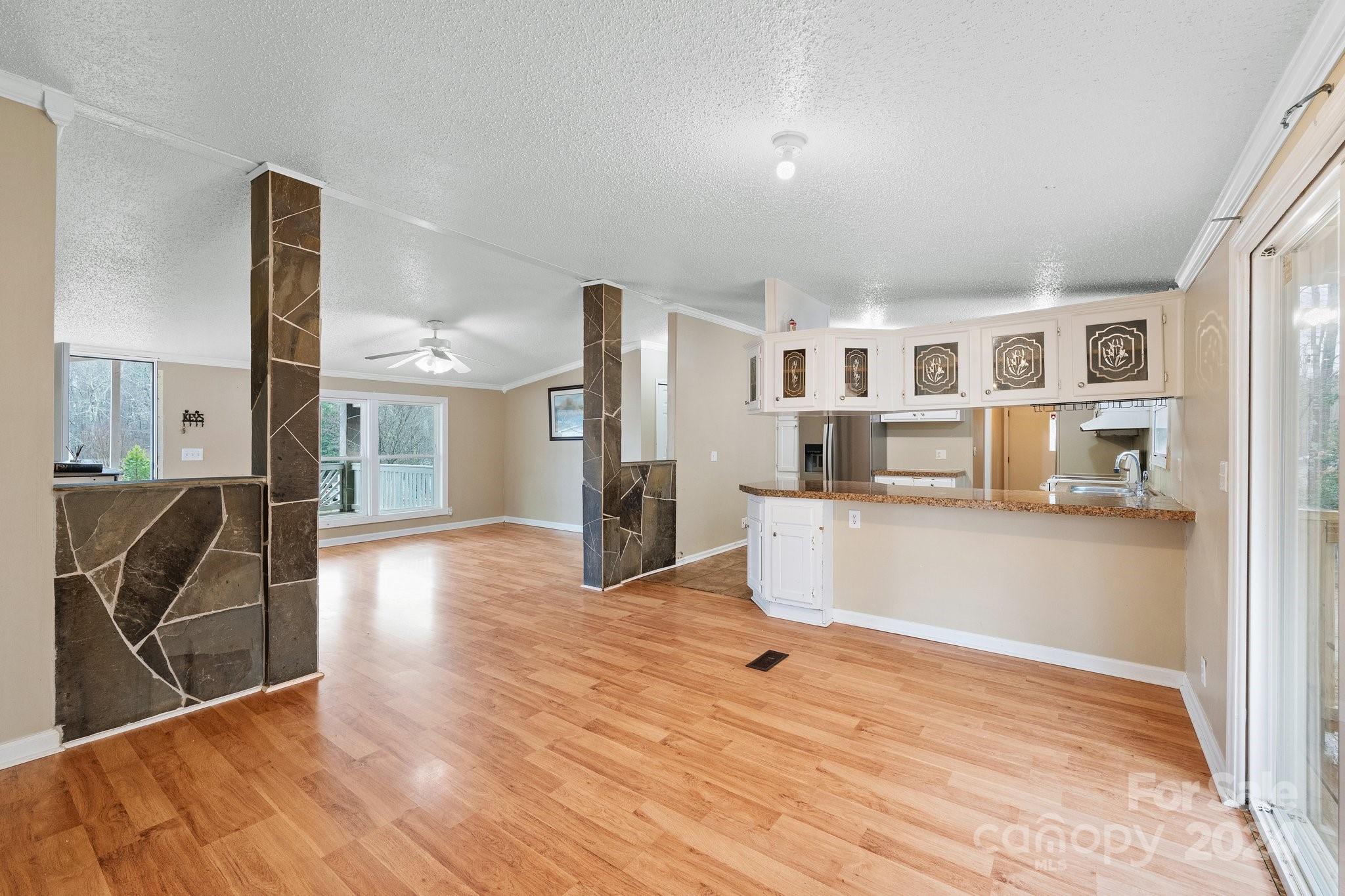 5112 Green Leaf Court Property Photo 13